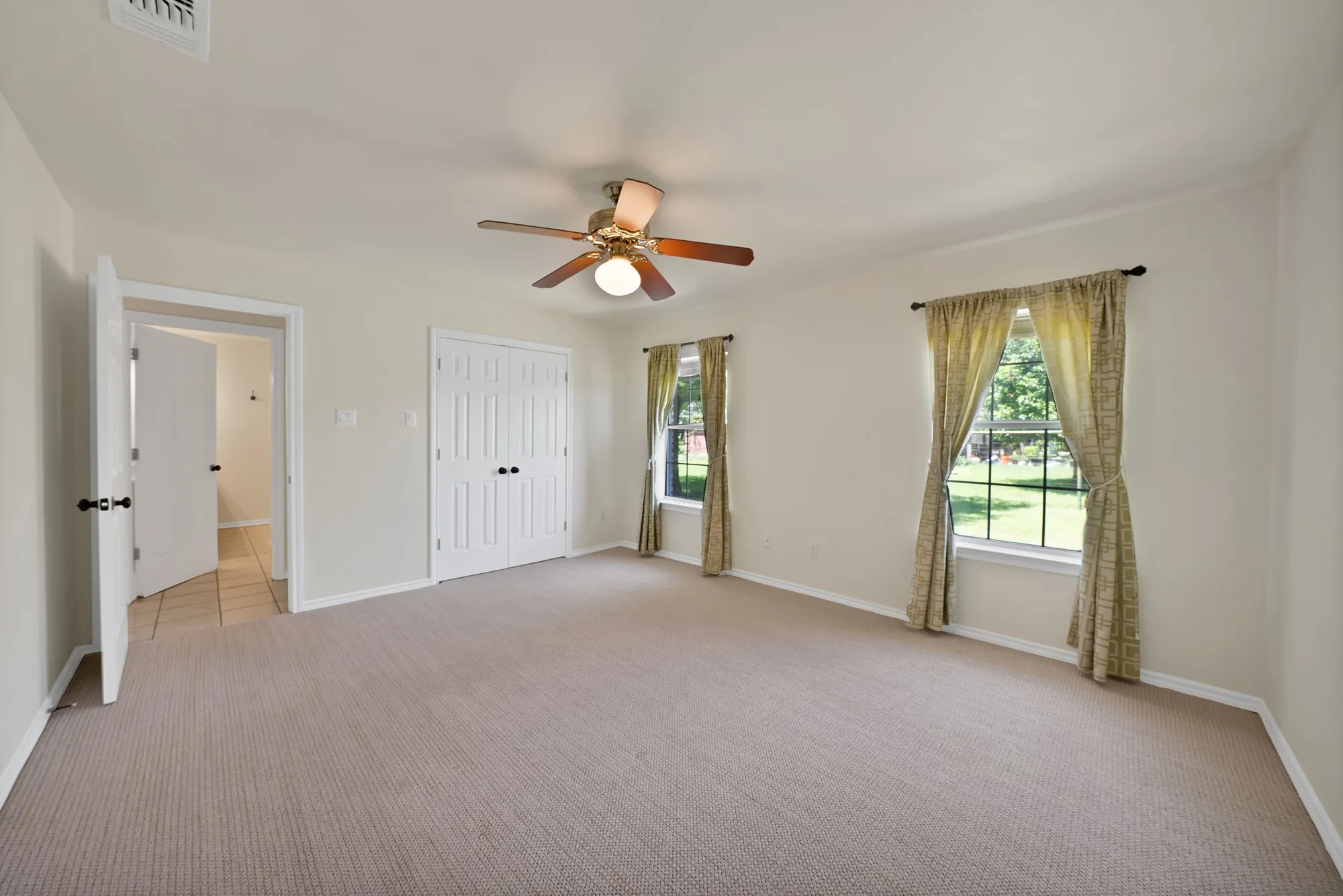 Nice sized bedrooms