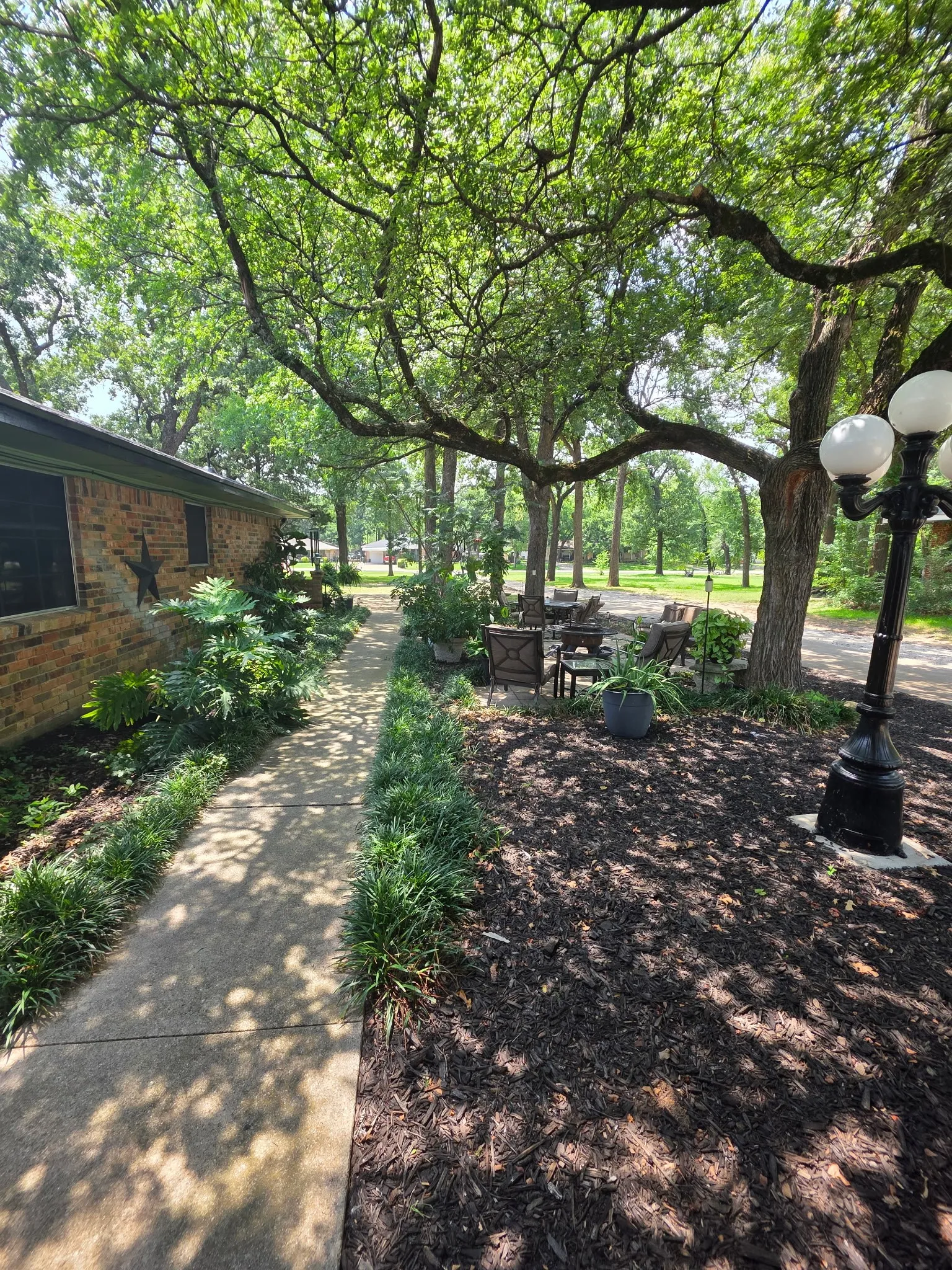 Single Family Residence For Sale in Dallas County , 313 Shadywood Lane, Seagoville, Texas 75159, 4 Bedroom, 2 Bathroom, 3 Garage spaces, 2,448 Sqft, built in 1968, mls#21247225, Real Estate Agent in Seagoville, Homes For Sale in Dallas county, Homes For Sale in Seagoville, Realtor in Seagoville Texas, Real Estate Brokerage Independent Realty Texas, Luminita Cordes Realtor