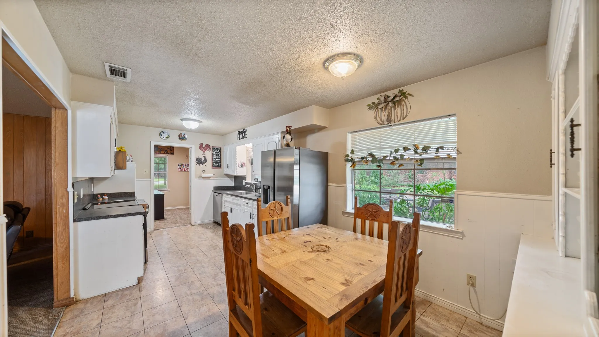 Single Family Residence For Sale in Dallas County , 313 Shadywood Lane, Seagoville, Texas 75159, 4 Bedroom, 2 Bathroom, 3 Garage spaces, 2,448 Sqft, built in 1968, mls#21247225, Real Estate Agent in Seagoville, Homes For Sale in Dallas county, Homes For Sale in Seagoville, Realtor in Seagoville Texas, Real Estate Brokerage Independent Realty Texas, Luminita Cordes Realtor