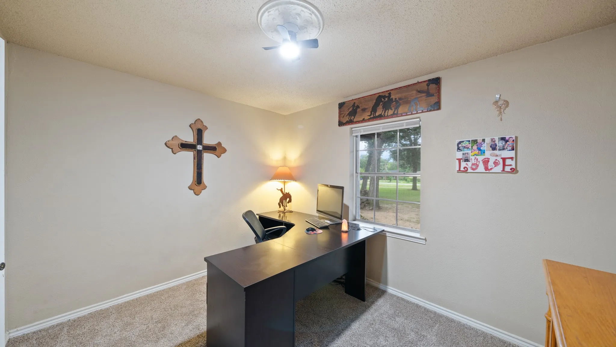 Single Family Residence For Sale in Dallas County , 313 Shadywood Lane, Seagoville, Texas 75159, 4 Bedroom, 2 Bathroom, 3 Garage spaces, 2,448 Sqft, built in 1968, mls#21247225, Real Estate Agent in Seagoville, Homes For Sale in Dallas county, Homes For Sale in Seagoville, Realtor in Seagoville Texas, Real Estate Brokerage Independent Realty Texas, Luminita Cordes Realtor