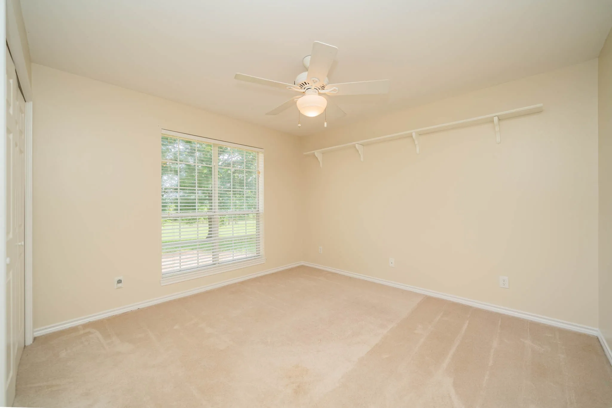 Farm For Sale in Upshur County , 3460 Hawk Road, Diana, Texas 75640, 4 Bedroom, 3 Bathroom, Garage spaces, 2,368 Sqft, built in 2003, Preowned, mls#21251087, Real Estate Agent in Diana, Homes For Sale in Upshur county, Homes For Sale in Diana, Realtor in Diana Texas, Real Estate Brokerage Independent Realty Texas, Luminita Cordes Realtor