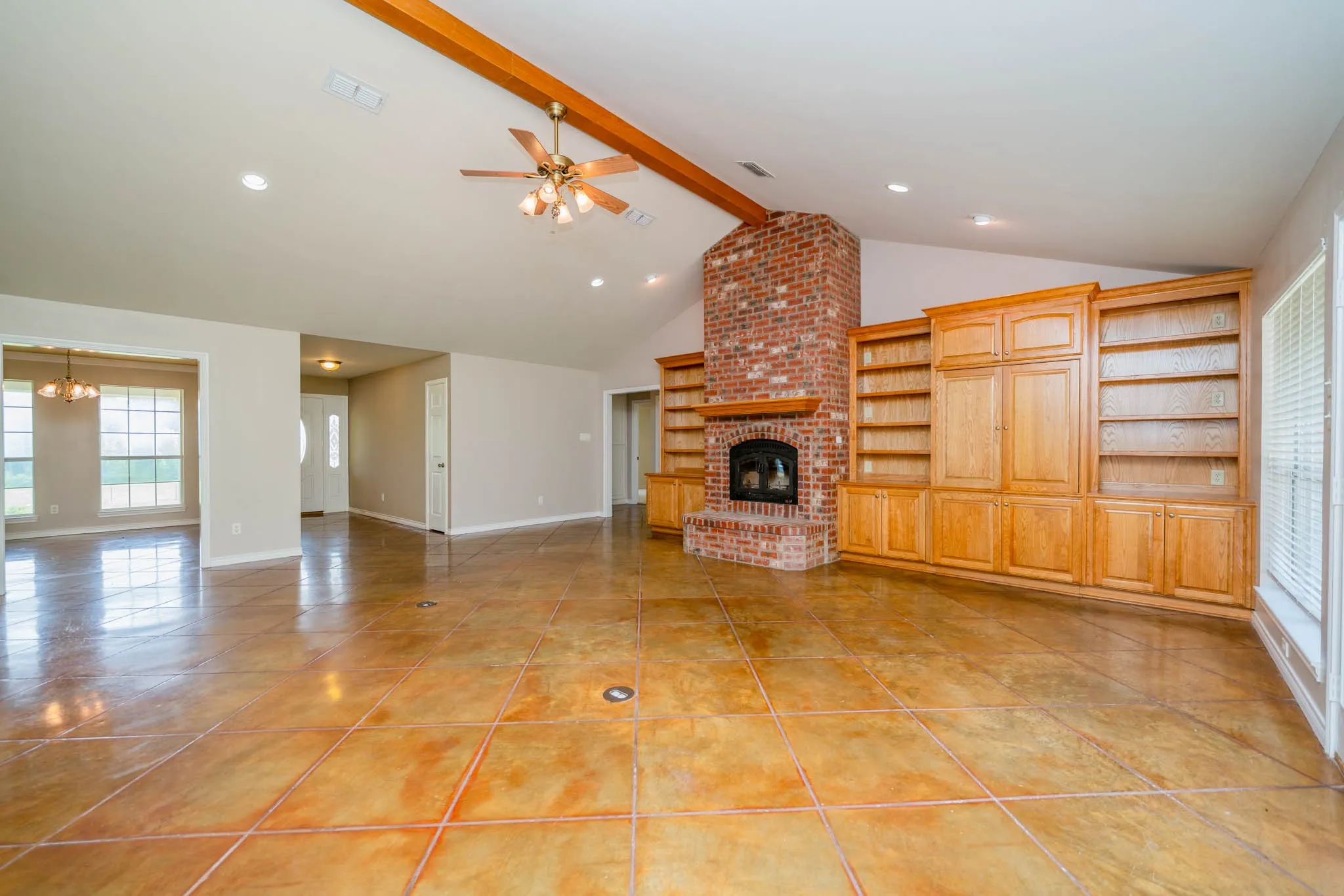 Farm For Sale in Upshur County , 3460 Hawk Road, Diana, Texas 75640, 4 Bedroom, 3 Bathroom, Garage spaces, 2,368 Sqft, built in 2003, Preowned, mls#21251087, Real Estate Agent in Diana, Homes For Sale in Upshur county, Homes For Sale in Diana, Realtor in Diana Texas, Real Estate Brokerage Independent Realty Texas, Luminita Cordes Realtor