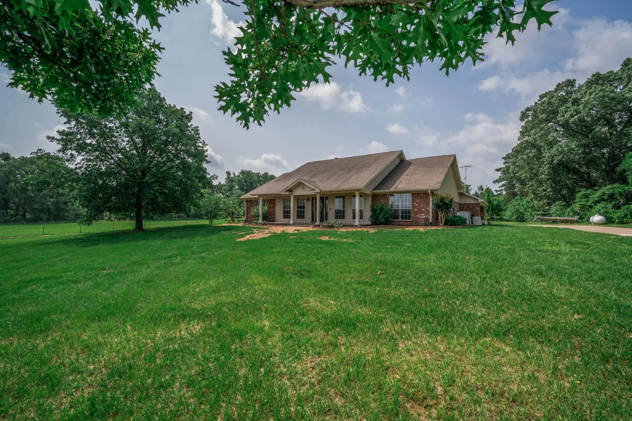 Farm For Sale in Upshur County , 3460 Hawk Road, Diana, Texas 75640, 4 Bedroom, 3 Bathroom, Garage spaces, 2,368 Sqft, built in 2003, Preowned, mls#21251087, Real Estate Agent in Diana, Homes For Sale in Upshur county, Homes For Sale in Diana, Realtor in Diana Texas, Real Estate Brokerage Independent Realty Texas, Luminita Cordes Realtor