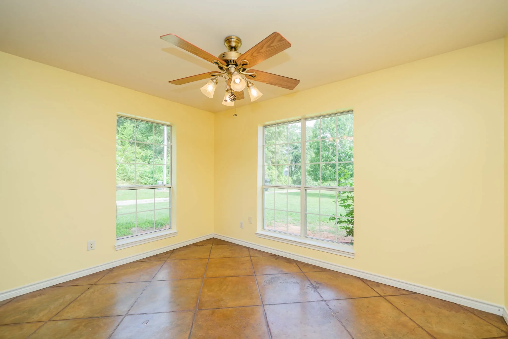 Farm For Sale in Upshur County , 3460 Hawk Road, Diana, Texas 75640, 4 Bedroom, 3 Bathroom, Garage spaces, 2,368 Sqft, built in 2003, Preowned, mls#21251087, Real Estate Agent in Diana, Homes For Sale in Upshur county, Homes For Sale in Diana, Realtor in Diana Texas, Real Estate Brokerage Independent Realty Texas, Luminita Cordes Realtor