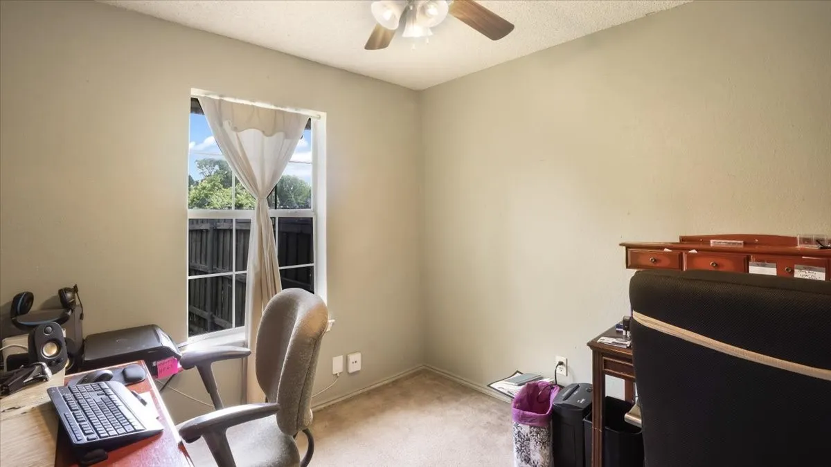 Single Family Residence For Sale in Dallas County , 535 Jean Drive, Seagoville, Texas 75159, 3 Bedroom, 2 Bathroom, 1 Garage spaces, 1,358 Sqft, built in 1994, Preowned, Price $272,000, mls#21250800, Real Estate Agent in Seagoville, Homes For Sale in Dallas county, Homes For Sale in Seagoville, Realtor in Seagoville Texas, Real Estate Brokerage Independent Realty Texas, Luminita Cordes Realtor