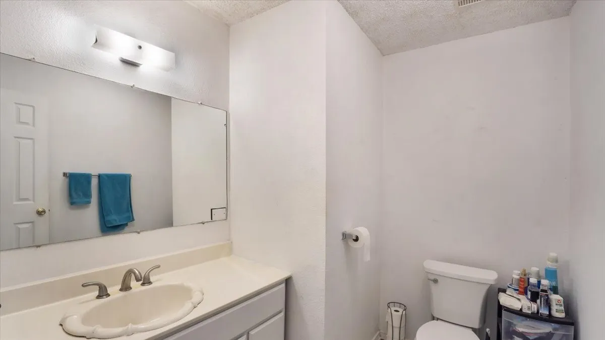 Single Family Residence For Sale in Dallas County , 535 Jean Drive, Seagoville, Texas 75159, 3 Bedroom, 2 Bathroom, 1 Garage spaces, 1,358 Sqft, built in 1994, Preowned, Price $272,000, mls#21250800, Real Estate Agent in Seagoville, Homes For Sale in Dallas county, Homes For Sale in Seagoville, Realtor in Seagoville Texas, Real Estate Brokerage Independent Realty Texas, Luminita Cordes Realtor