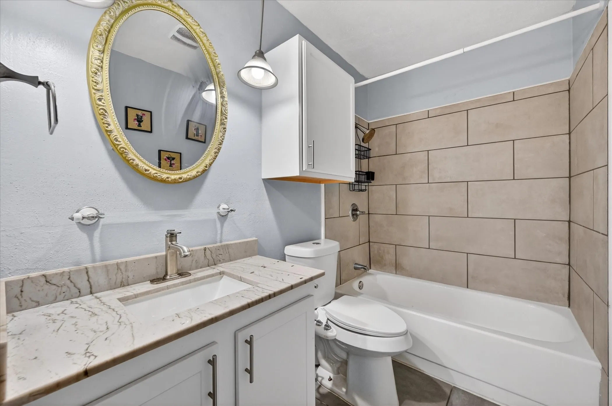 Single Family Residence For Sale in Tarrant County , 2705 Treeview Drive, Arlington, Texas 76016, 3 Bedroom, 2 Bathroom, 2 Garage spaces, 1,886 Sqft, built in 1978, mls#21251094, Real Estate Agent in Arlington, Homes For Sale in Tarrant county, Homes For Sale in Arlington, Realtor in Arlington Texas, Real Estate Brokerage Independent Realty Texas, Luminita Cordes Realtor