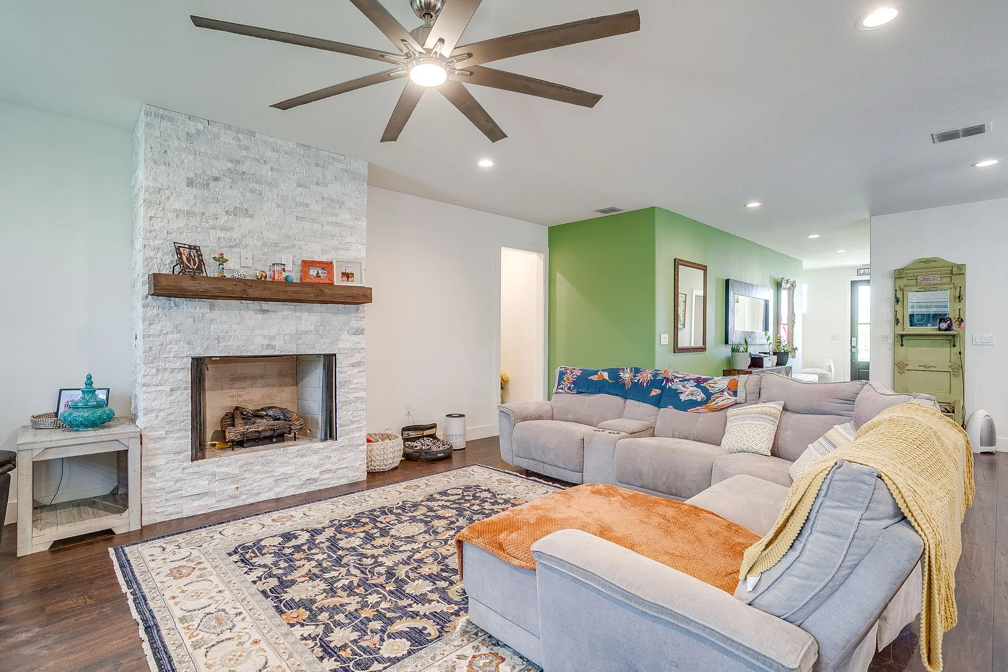 Single Family Residence For Sale in Somervell County , 1016 County Road 337, Glen Rose, Texas 76043, 4 Bedroom, 3 Bathroom, 2 Garage spaces, 2,292 Sqft, built in 2023, mls#21251115, Real Estate Agent in Glen Rose, Homes For Sale in Somervell county, Homes For Sale in Glen Rose, Realtor in Glen Rose Texas, Real Estate Brokerage Independent Realty Texas, Luminita Cordes Realtor