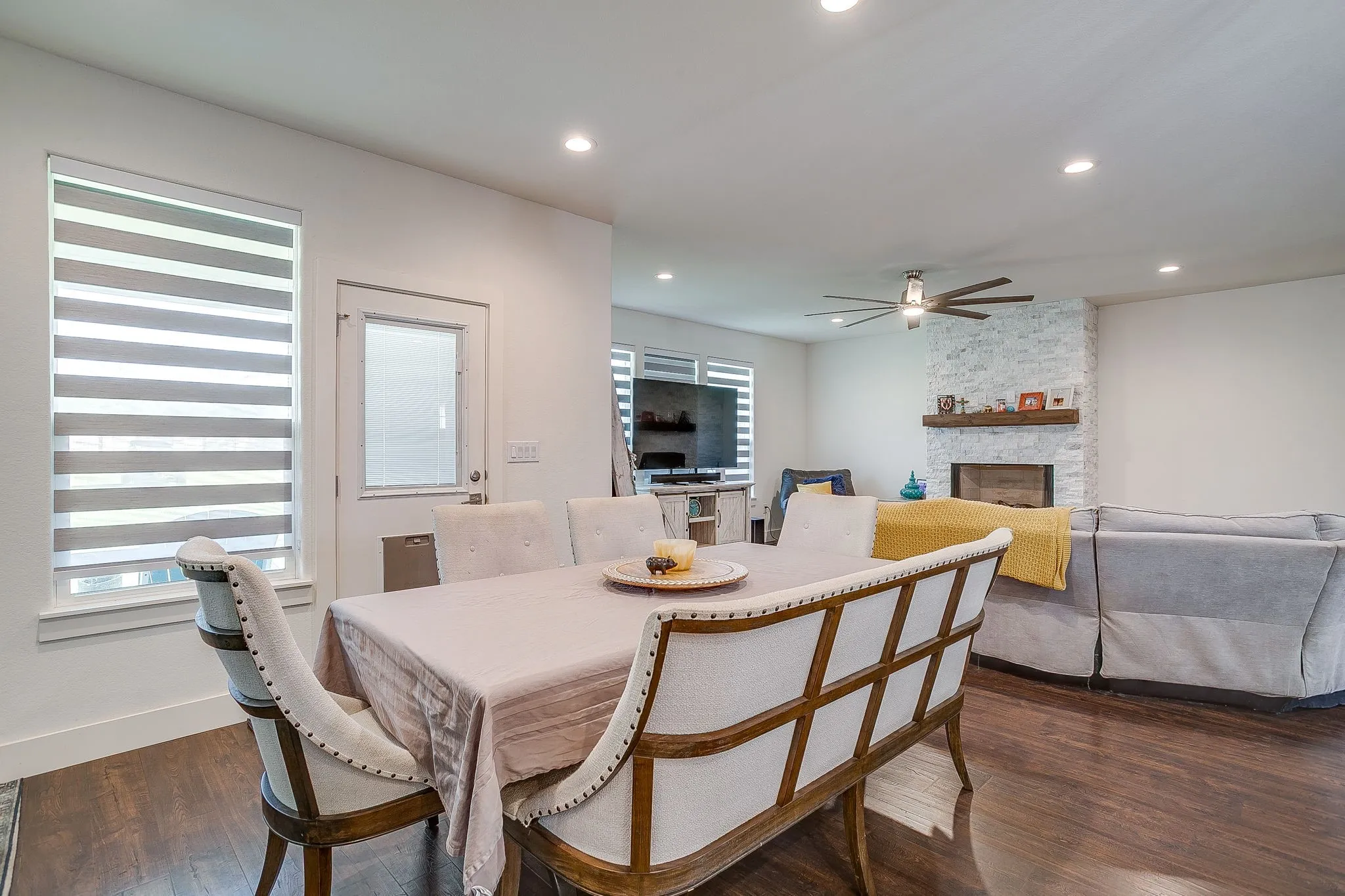 Single Family Residence For Sale in Somervell County , 1016 County Road 337, Glen Rose, Texas 76043, 4 Bedroom, 3 Bathroom, 2 Garage spaces, 2,292 Sqft, built in 2023, mls#21251115, Real Estate Agent in Glen Rose, Homes For Sale in Somervell county, Homes For Sale in Glen Rose, Realtor in Glen Rose Texas, Real Estate Brokerage Independent Realty Texas, Luminita Cordes Realtor