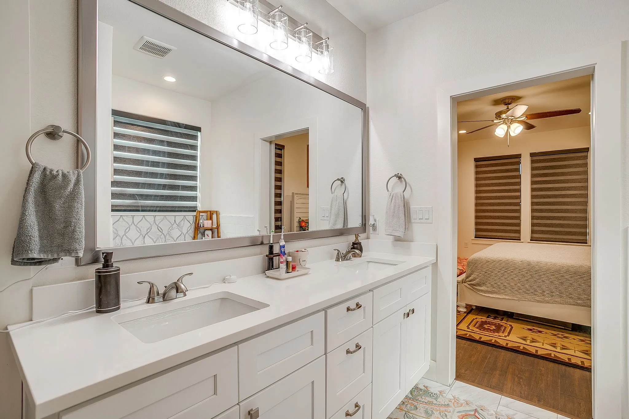 Single Family Residence For Sale in Somervell County , 1016 County Road 337, Glen Rose, Texas 76043, 4 Bedroom, 3 Bathroom, 2 Garage spaces, 2,292 Sqft, built in 2023, mls#21251115, Real Estate Agent in Glen Rose, Homes For Sale in Somervell county, Homes For Sale in Glen Rose, Realtor in Glen Rose Texas, Real Estate Brokerage Independent Realty Texas, Luminita Cordes Realtor