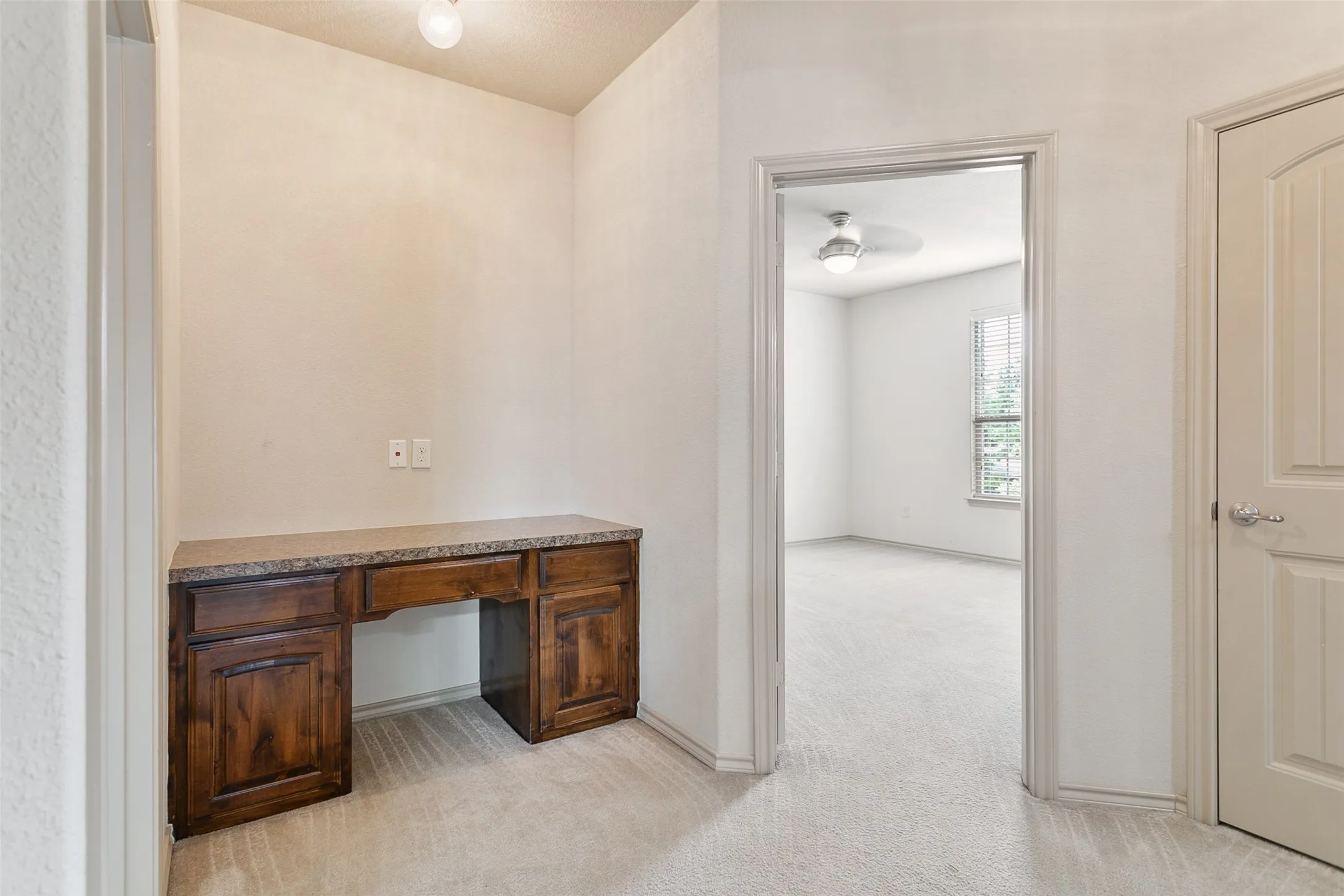 Single Family Residence For Sale in Tarrant County , 8220 Misty Water Drive, Fort Worth, Texas 76131, 4 Bedroom, 3 Bathroom, 2 Garage spaces, 3,081 Sqft, built in 2012, mls#21251158, Real Estate Agent in Fort Worth, Homes For Sale in Tarrant county, Homes For Sale in Fort Worth, Realtor in Fort Worth Texas, Real Estate Brokerage Independent Realty Texas, Luminita Cordes Realtor
