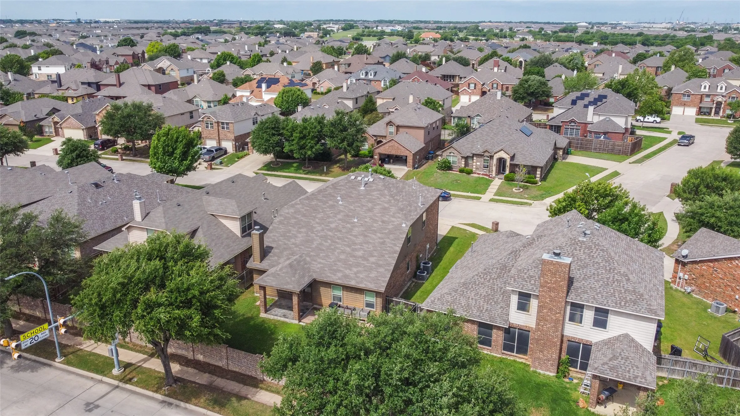 Single Family Residence For Sale in Tarrant County , 8220 Misty Water Drive, Fort Worth, Texas 76131, 4 Bedroom, 3 Bathroom, 2 Garage spaces, 3,081 Sqft, built in 2012, mls#21251158, Real Estate Agent in Fort Worth, Homes For Sale in Tarrant county, Homes For Sale in Fort Worth, Realtor in Fort Worth Texas, Real Estate Brokerage Independent Realty Texas, Luminita Cordes Realtor