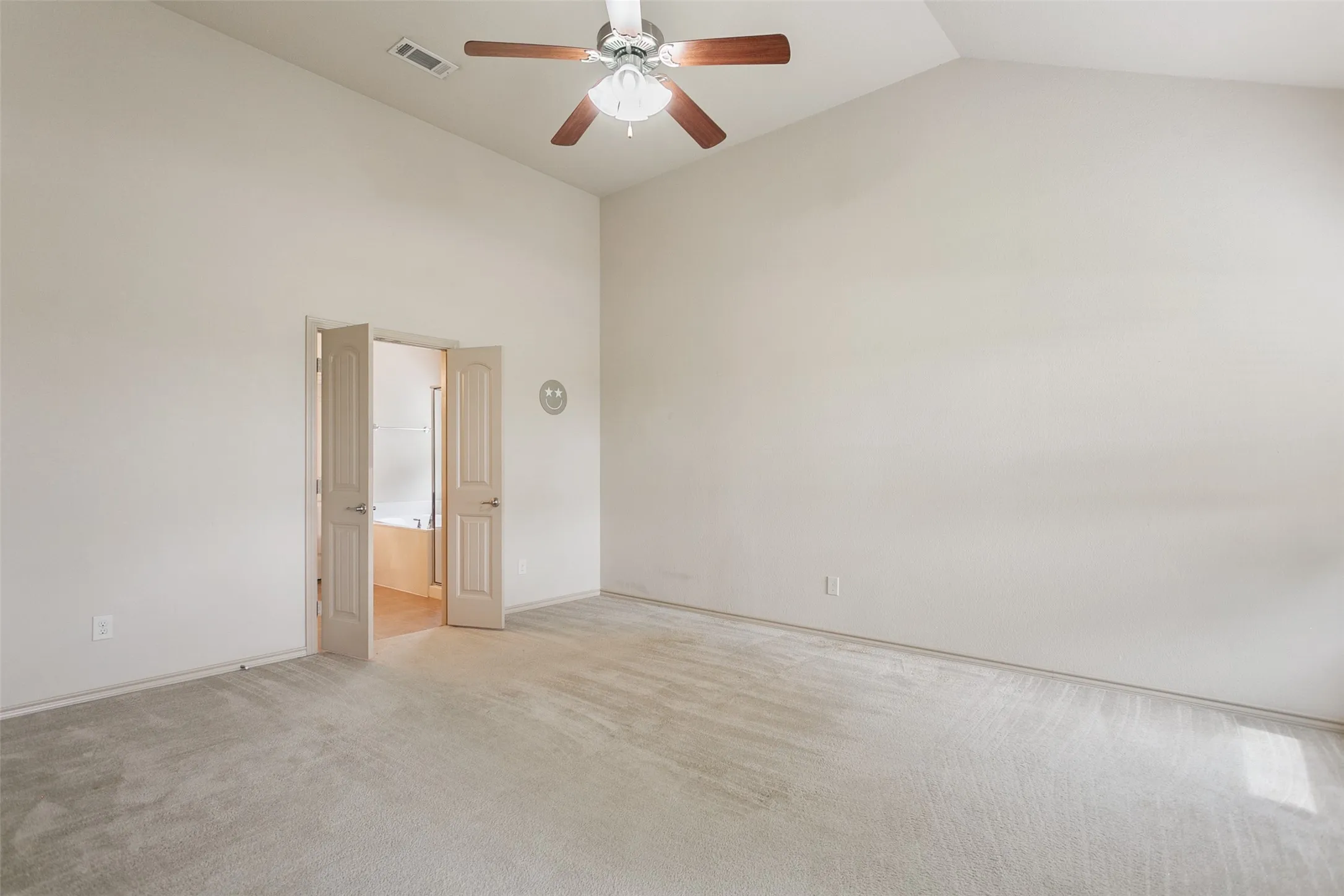 Single Family Residence For Sale in Tarrant County , 8220 Misty Water Drive, Fort Worth, Texas 76131, 4 Bedroom, 3 Bathroom, 2 Garage spaces, 3,081 Sqft, built in 2012, mls#21251158, Real Estate Agent in Fort Worth, Homes For Sale in Tarrant county, Homes For Sale in Fort Worth, Realtor in Fort Worth Texas, Real Estate Brokerage Independent Realty Texas, Luminita Cordes Realtor