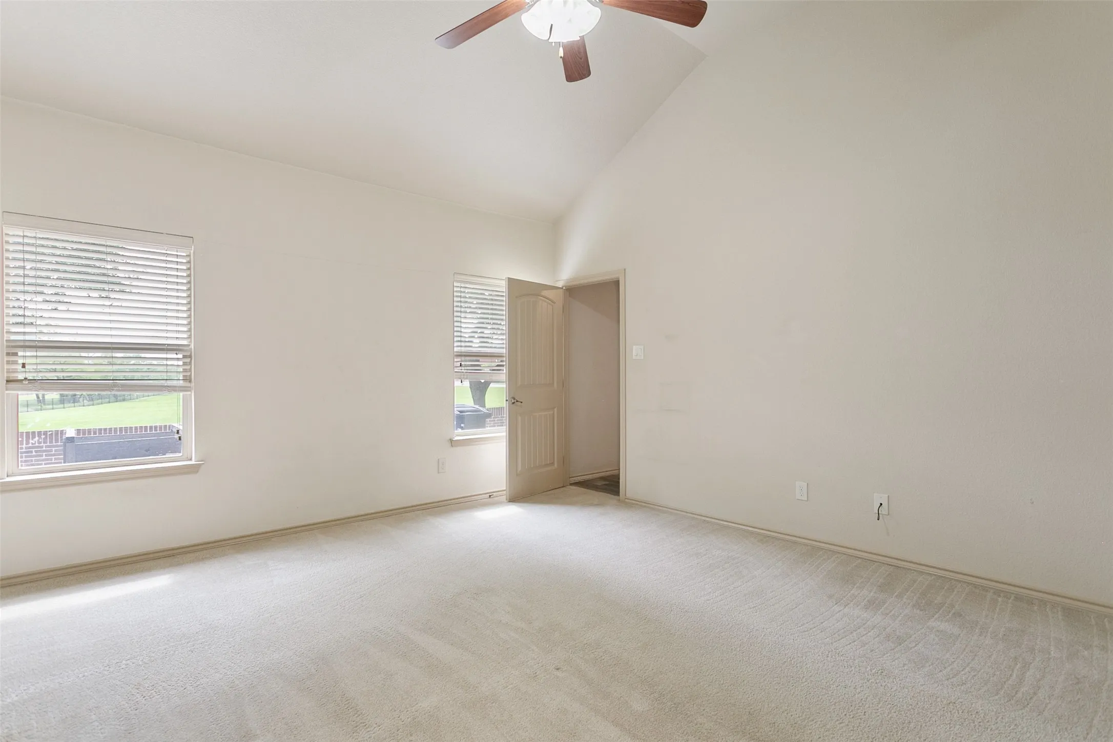 Single Family Residence For Sale in Tarrant County , 8220 Misty Water Drive, Fort Worth, Texas 76131, 4 Bedroom, 3 Bathroom, 2 Garage spaces, 3,081 Sqft, built in 2012, mls#21251158, Real Estate Agent in Fort Worth, Homes For Sale in Tarrant county, Homes For Sale in Fort Worth, Realtor in Fort Worth Texas, Real Estate Brokerage Independent Realty Texas, Luminita Cordes Realtor