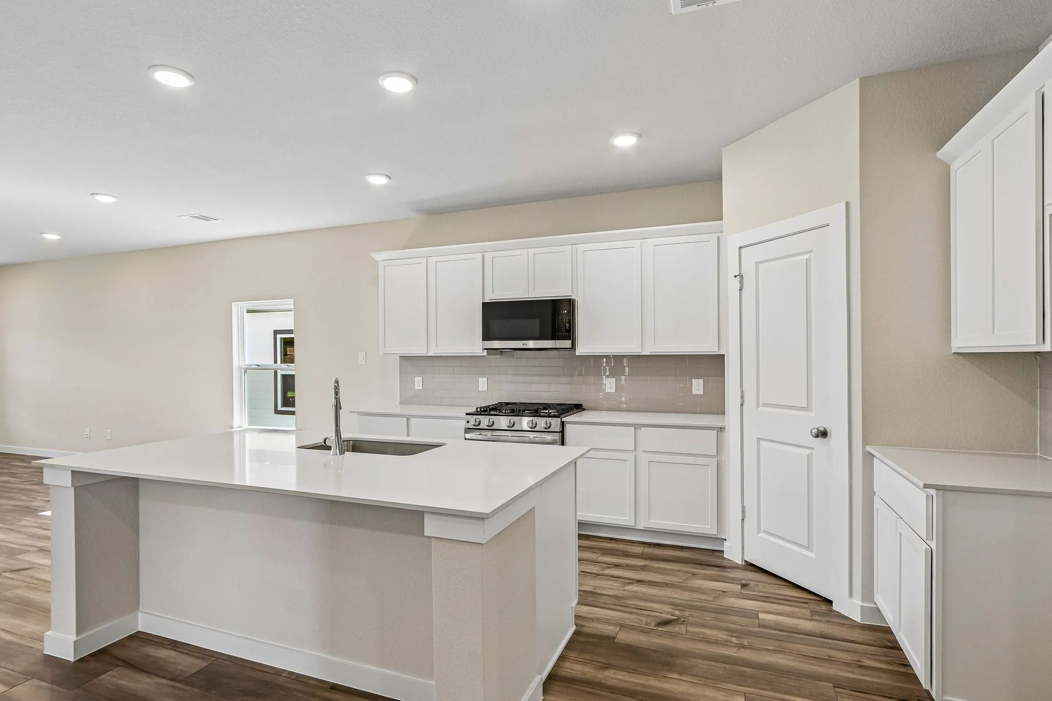 Single Family Residence For Sale in Grayson County , 2221 Trailside Drive, Sherman, Texas 75092, 3 Bedroom, 2 Bathroom, 2 Garage spaces, 1,786 Sqft, built in 2026, New Construction - Incomplete, mls#21251210, Real Estate Agent in Sherman, Homes For Sale in Grayson county, Homes For Sale in Sherman, Realtor in Sherman Texas, Real Estate Brokerage Independent Realty Texas, Luminita Cordes Realtor