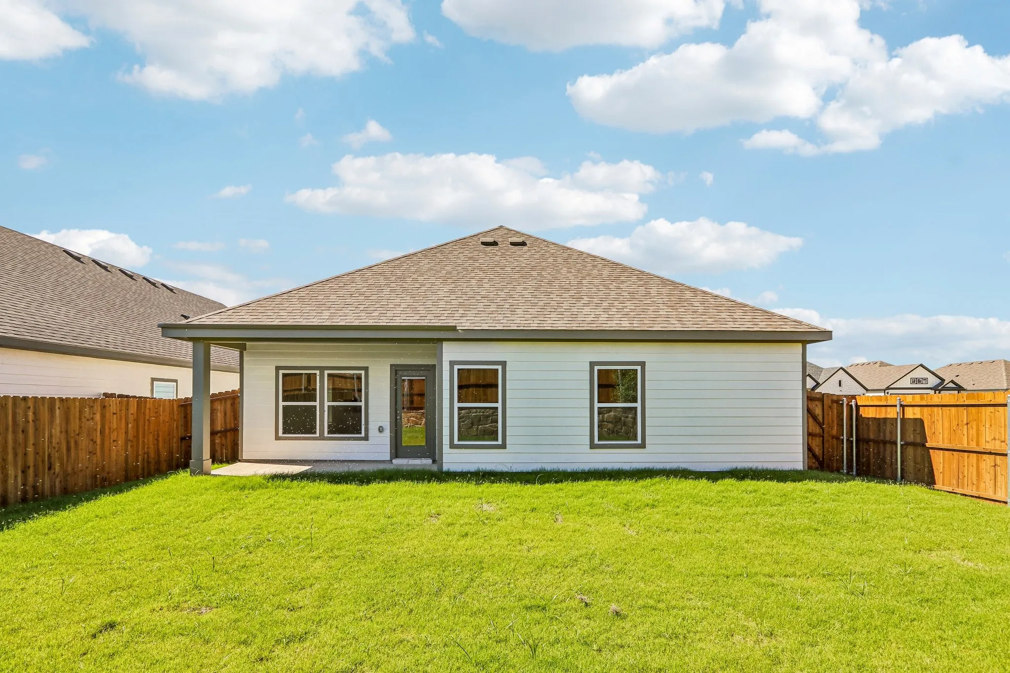 Single Family Residence For Sale in Grayson County , 2221 Trailside Drive, Sherman, Texas 75092, 3 Bedroom, 2 Bathroom, 2 Garage spaces, 1,786 Sqft, built in 2026, New Construction - Incomplete, mls#21251210, Real Estate Agent in Sherman, Homes For Sale in Grayson county, Homes For Sale in Sherman, Realtor in Sherman Texas, Real Estate Brokerage Independent Realty Texas, Luminita Cordes Realtor