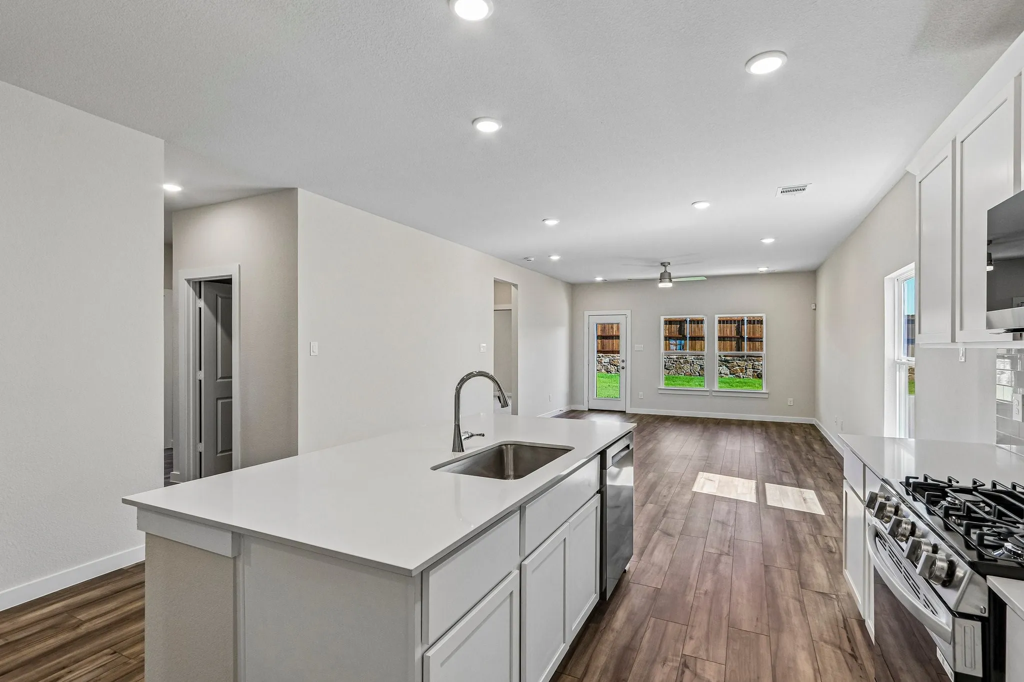 Single Family Residence For Sale in Grayson County , 2221 Trailside Drive, Sherman, Texas 75092, 3 Bedroom, 2 Bathroom, 2 Garage spaces, 1,786 Sqft, built in 2026, New Construction - Incomplete, mls#21251210, Real Estate Agent in Sherman, Homes For Sale in Grayson county, Homes For Sale in Sherman, Realtor in Sherman Texas, Real Estate Brokerage Independent Realty Texas, Luminita Cordes Realtor