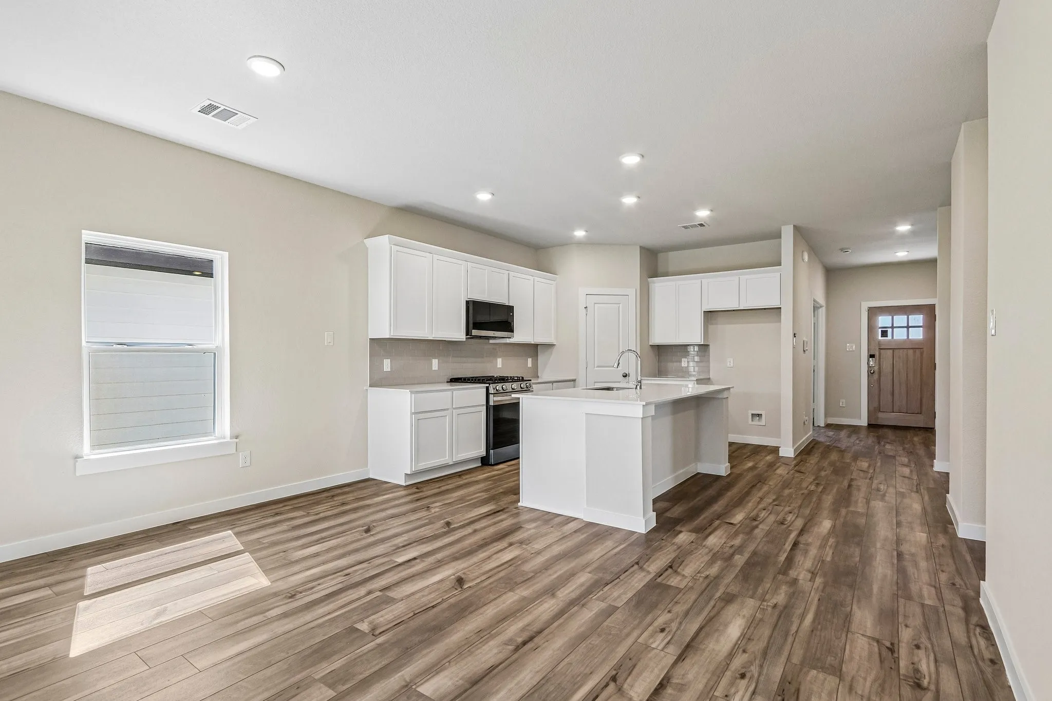 Single Family Residence For Sale in Grayson County , 2221 Trailside Drive, Sherman, Texas 75092, 3 Bedroom, 2 Bathroom, 2 Garage spaces, 1,786 Sqft, built in 2026, New Construction - Incomplete, mls#21251210, Real Estate Agent in Sherman, Homes For Sale in Grayson county, Homes For Sale in Sherman, Realtor in Sherman Texas, Real Estate Brokerage Independent Realty Texas, Luminita Cordes Realtor