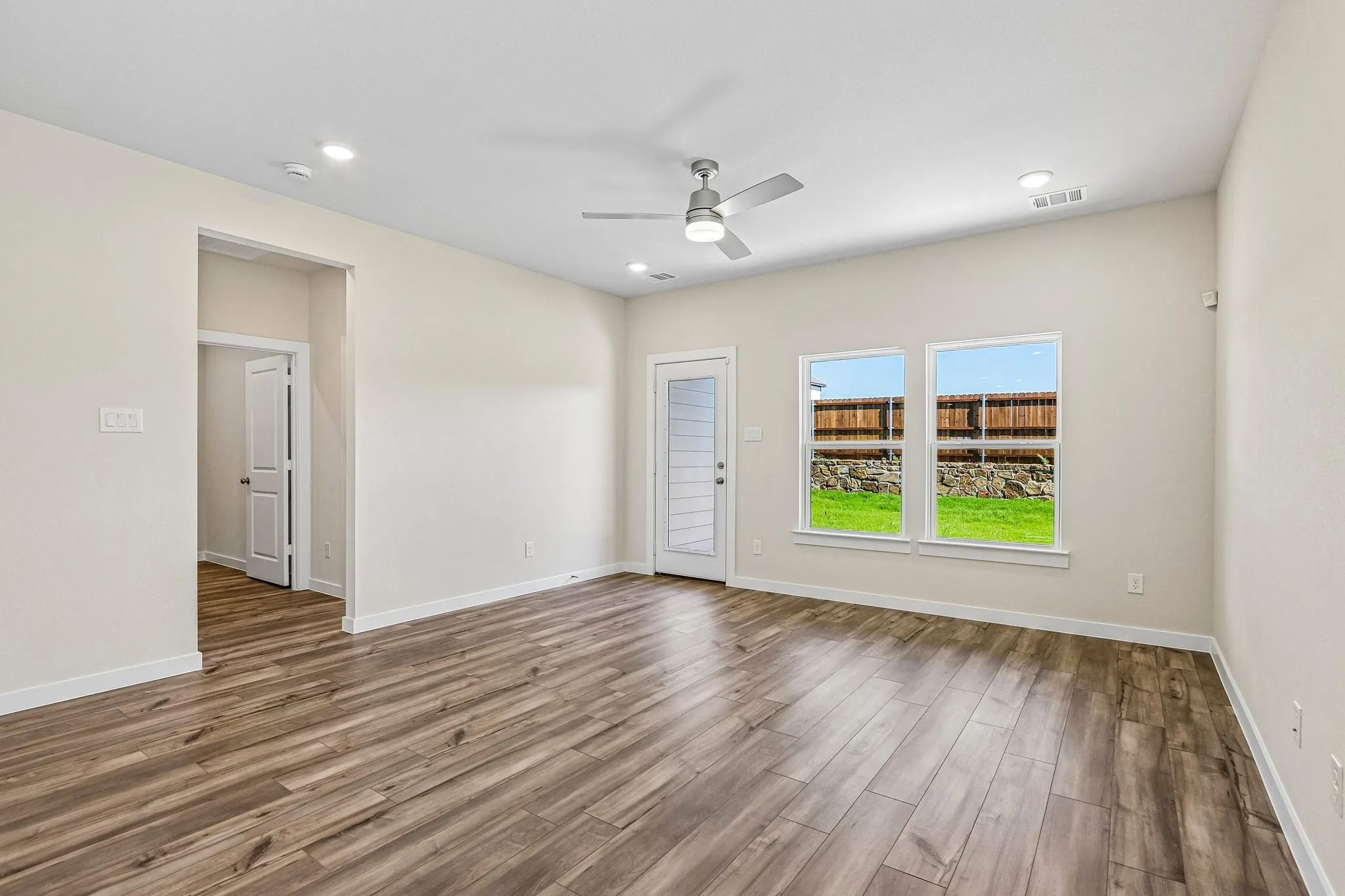 Single Family Residence For Sale in Grayson County , 2221 Trailside Drive, Sherman, Texas 75092, 3 Bedroom, 2 Bathroom, 2 Garage spaces, 1,786 Sqft, built in 2026, New Construction - Incomplete, mls#21251210, Real Estate Agent in Sherman, Homes For Sale in Grayson county, Homes For Sale in Sherman, Realtor in Sherman Texas, Real Estate Brokerage Independent Realty Texas, Luminita Cordes Realtor