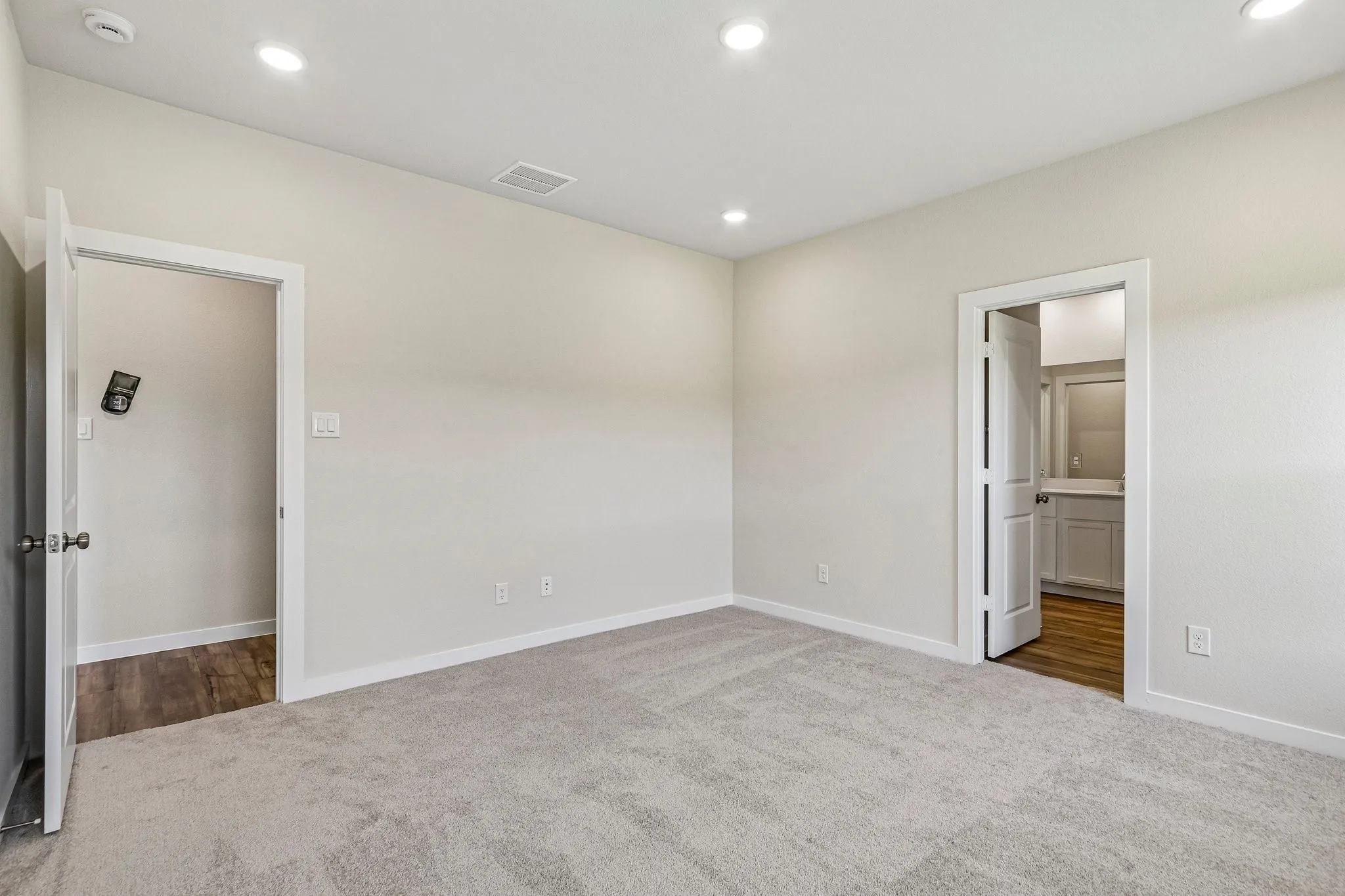 Single Family Residence For Sale in Grayson County , 2221 Trailside Drive, Sherman, Texas 75092, 3 Bedroom, 2 Bathroom, 2 Garage spaces, 1,786 Sqft, built in 2026, New Construction - Incomplete, mls#21251210, Real Estate Agent in Sherman, Homes For Sale in Grayson county, Homes For Sale in Sherman, Realtor in Sherman Texas, Real Estate Brokerage Independent Realty Texas, Luminita Cordes Realtor