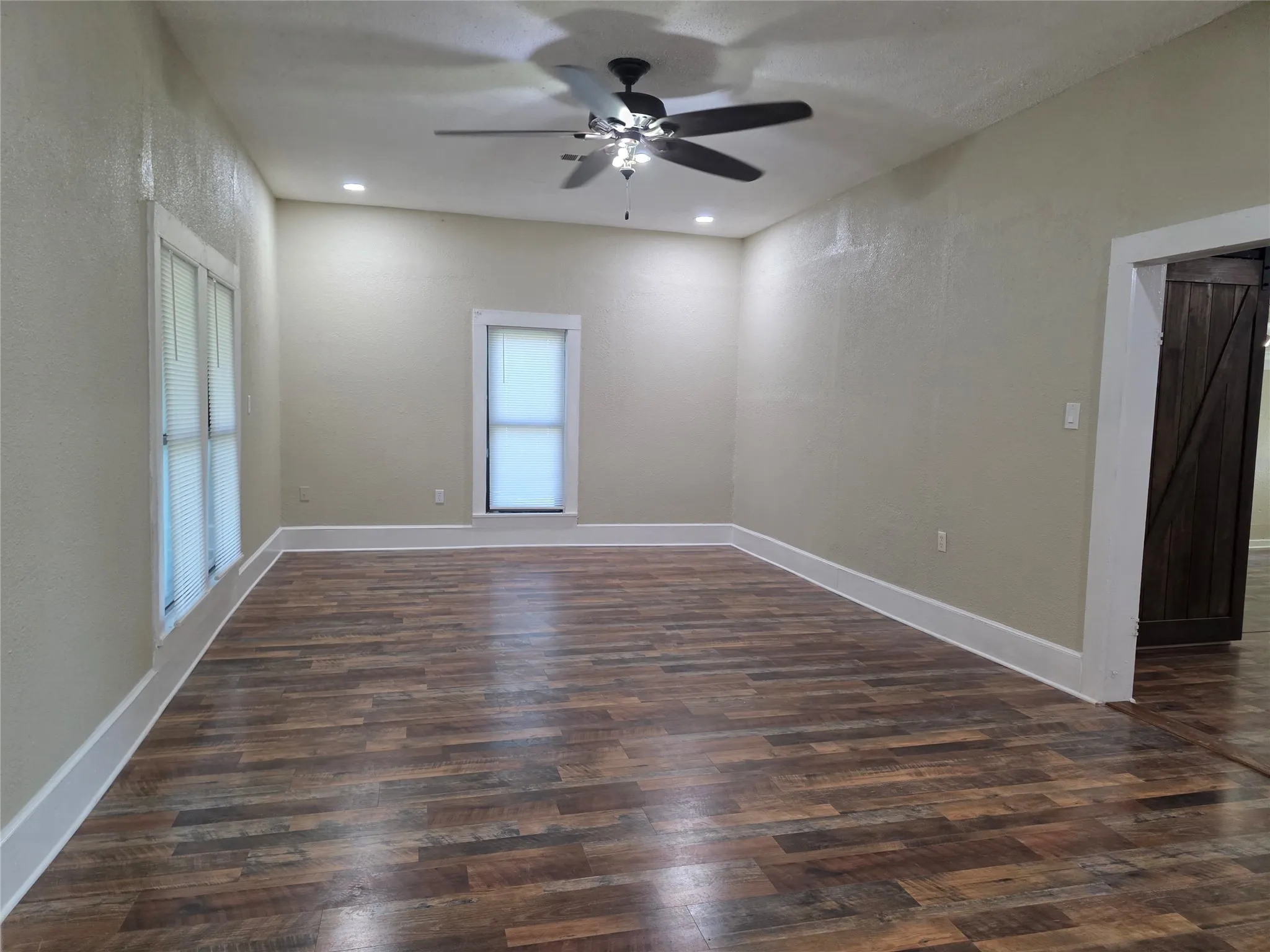 Single Family Residence For Sale in Johnson County , 405 W Graham Street, Godley, Texas 76044, 3 Bedroom, 2 Bathroom, Garage spaces, 1,764 Sqft, built in 1913, Preowned, mls#21251218, Real Estate Agent in Godley, Homes For Sale in Johnson county, Homes For Sale in Godley, Realtor in Godley Texas, Real Estate Brokerage Independent Realty Texas, Luminita Cordes Realtor