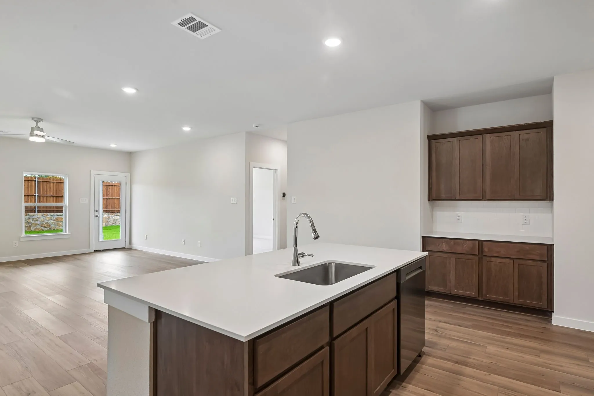 Single Family Residence For Sale in Grayson County , 2209 Trailside Drive, Sherman, Texas 75092, 4 Bedroom, 3 Bathroom, 2 Garage spaces, 2,013 Sqft, built in 2026, New Construction - Incomplete, mls#21251239, Real Estate Agent in Sherman, Homes For Sale in Grayson county, Homes For Sale in Sherman, Realtor in Sherman Texas, Real Estate Brokerage Independent Realty Texas, Luminita Cordes Realtor