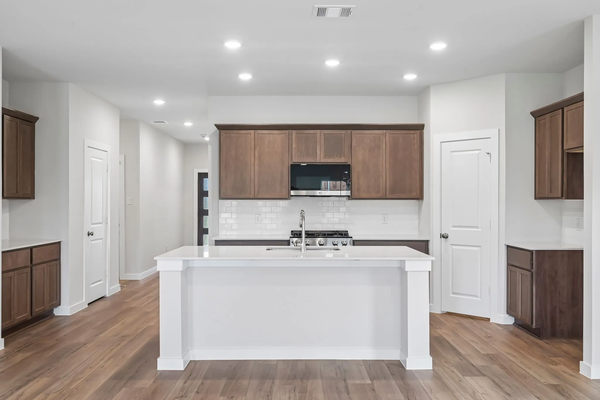 Single Family Residence For Sale in Grayson County , 2209 Trailside Drive, Sherman, Texas 75092, 4 Bedroom, 3 Bathroom, 2 Garage spaces, 2,013 Sqft, built in 2026, New Construction - Incomplete, mls#21251239, Real Estate Agent in Sherman, Homes For Sale in Grayson county, Homes For Sale in Sherman, Realtor in Sherman Texas, Real Estate Brokerage Independent Realty Texas, Luminita Cordes Realtor