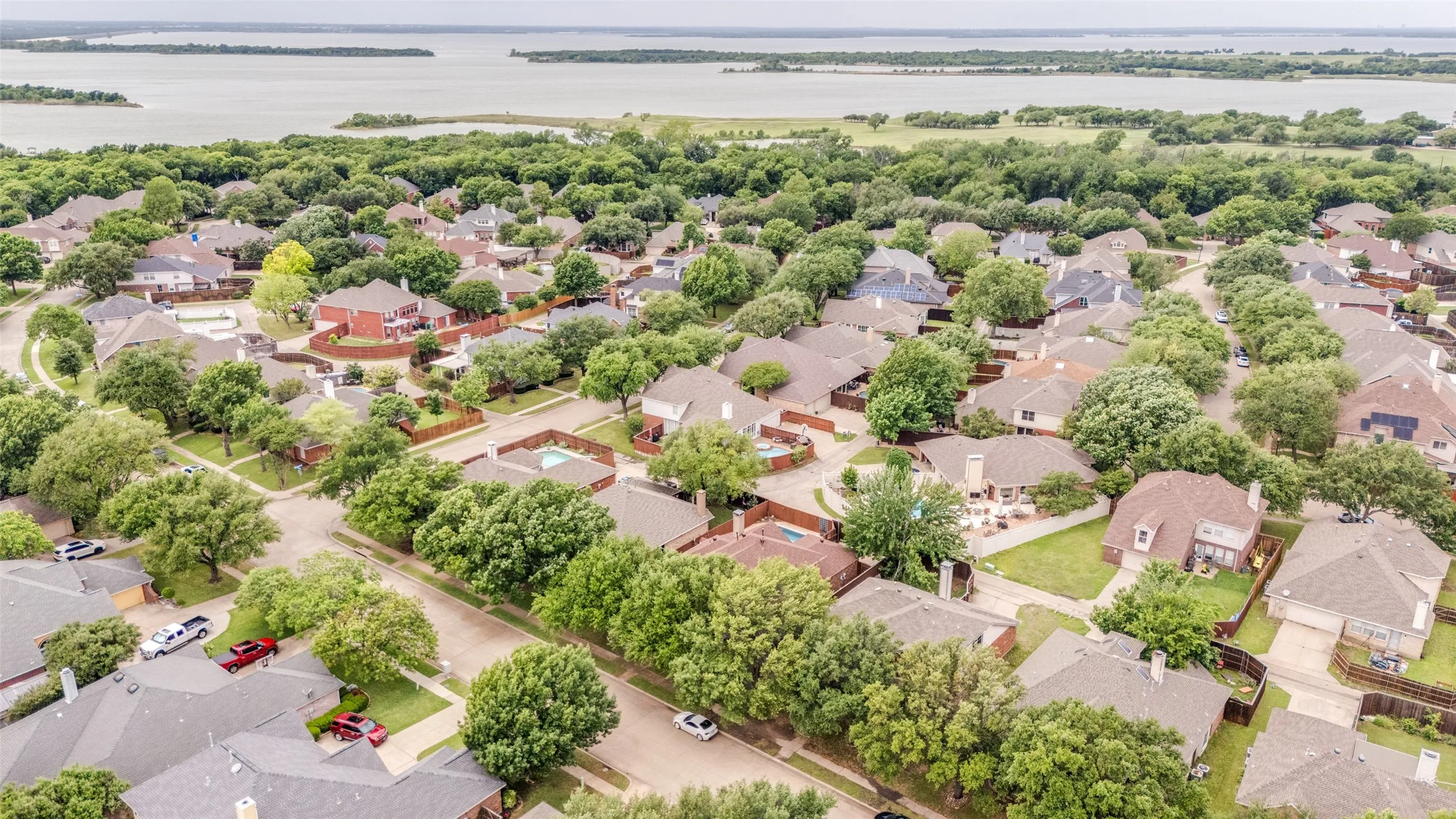 Single Family Residence For Sale in Denton County , 3608 Cottonwood Springs Drive, The Colony, Texas 75056, 5 Bedroom, 3 Bathroom, 2 Garage spaces, 2,685 Sqft, built in 1997, Preowned, mls#21250478, Real Estate Agent in The Colony, Homes For Sale in Denton county, Homes For Sale in The Colony, Realtor in The Colony Texas, Real Estate Brokerage Independent Realty Texas, Luminita Cordes Realtor