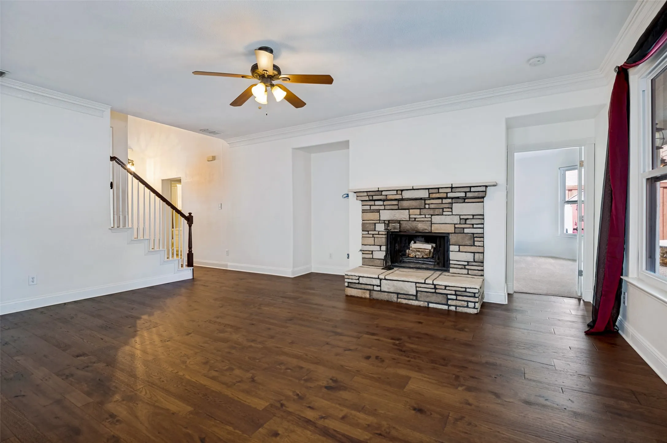Single Family Residence For Sale in Denton County , 3608 Cottonwood Springs Drive, The Colony, Texas 75056, 5 Bedroom, 3 Bathroom, 2 Garage spaces, 2,685 Sqft, built in 1997, Preowned, mls#21250478, Real Estate Agent in The Colony, Homes For Sale in Denton county, Homes For Sale in The Colony, Realtor in The Colony Texas, Real Estate Brokerage Independent Realty Texas, Luminita Cordes Realtor