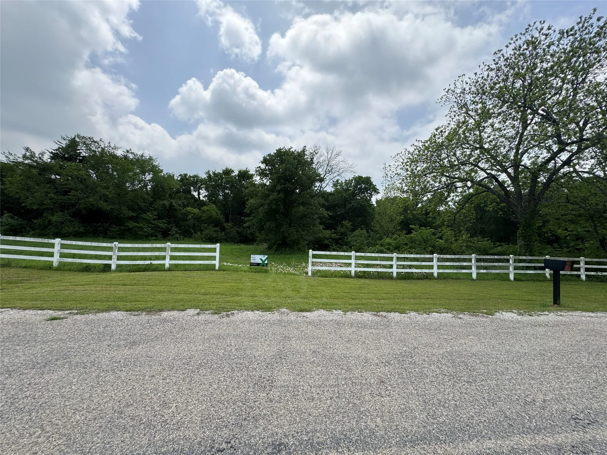 Unimproved Land For Sale in Cooke County , 210 County Road 1264, Whitesboro, Texas 76273, 0, 0, Garage spaces, 0 Sqft, built in 0, Price $174,000, mls#21251190, Real Estate Agent in Whitesboro, Homes For Sale in Cooke county, Homes For Sale in Whitesboro, Realtor in Whitesboro Texas, Real Estate Brokerage Independent Realty Texas, Luminita Cordes Realtor