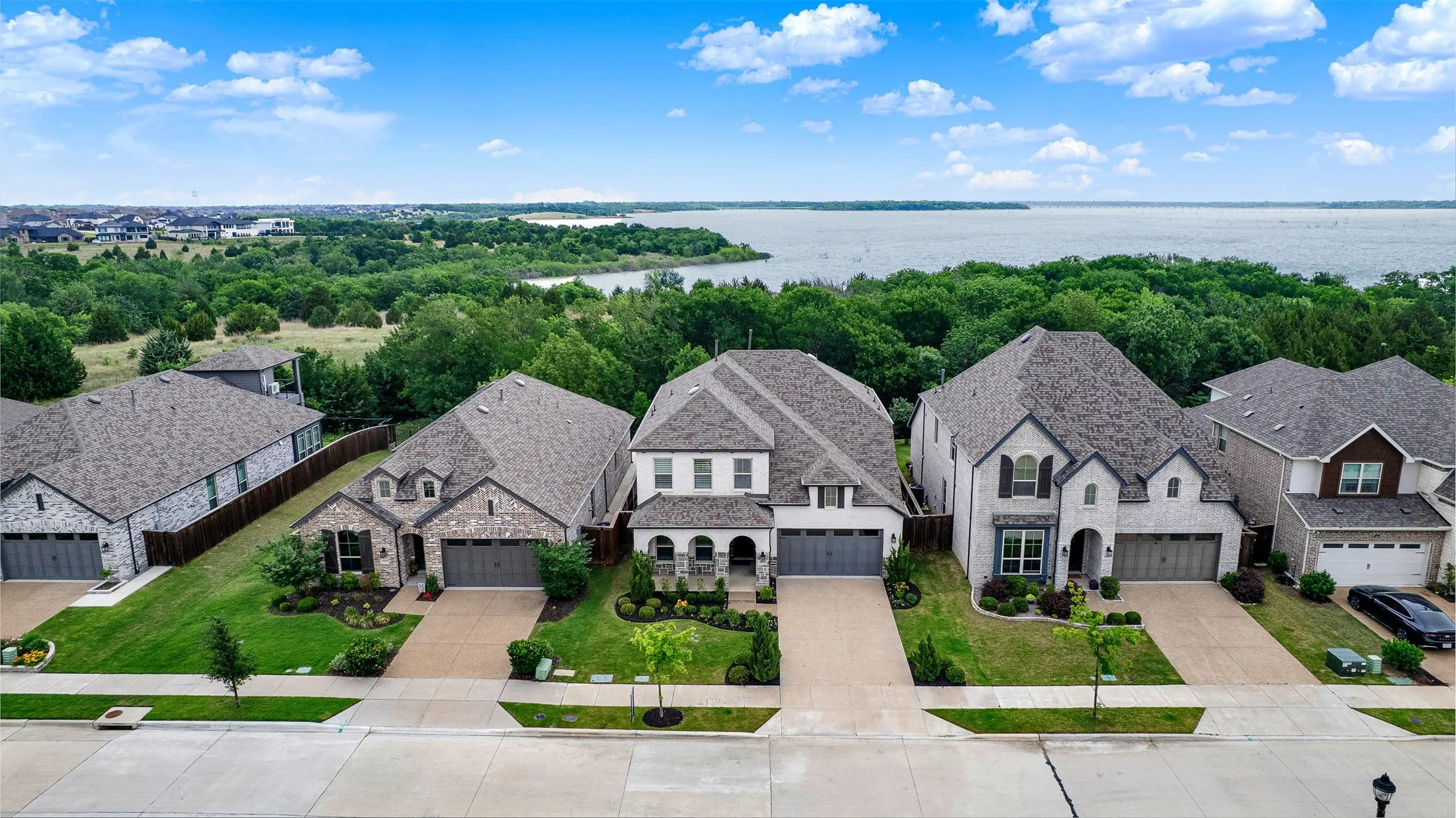Single Family Residence For Sale in Collin County , 2505 Solomons Place, Wylie, Texas 75098, 4 Bedroom, 3 Bathroom, 2 Garage spaces, 2,985 Sqft, built in 2020, mls#21250784, Real Estate Agent in Wylie, Homes For Sale in Collin county, Homes For Sale in Wylie, Realtor in Wylie Texas, Real Estate Brokerage Independent Realty Texas, Luminita Cordes Realtor