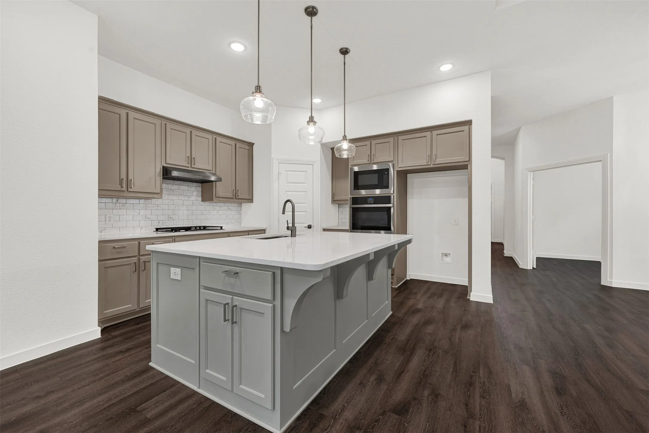 Single Family Residence For Sale in Collin County , 2505 Solomons Place, Wylie, Texas 75098, 4 Bedroom, 3 Bathroom, 2 Garage spaces, 2,985 Sqft, built in 2020, mls#21250784, Real Estate Agent in Wylie, Homes For Sale in Collin county, Homes For Sale in Wylie, Realtor in Wylie Texas, Real Estate Brokerage Independent Realty Texas, Luminita Cordes Realtor