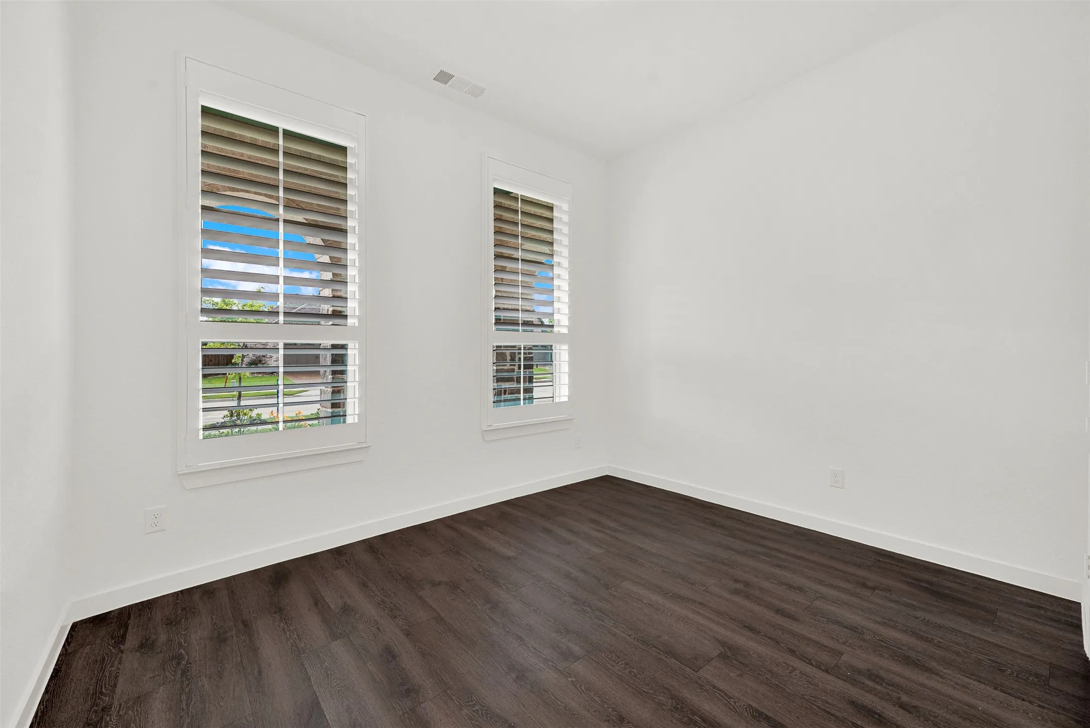 Single Family Residence For Sale in Collin County , 2505 Solomons Place, Wylie, Texas 75098, 4 Bedroom, 3 Bathroom, 2 Garage spaces, 2,985 Sqft, built in 2020, mls#21250784, Real Estate Agent in Wylie, Homes For Sale in Collin county, Homes For Sale in Wylie, Realtor in Wylie Texas, Real Estate Brokerage Independent Realty Texas, Luminita Cordes Realtor
