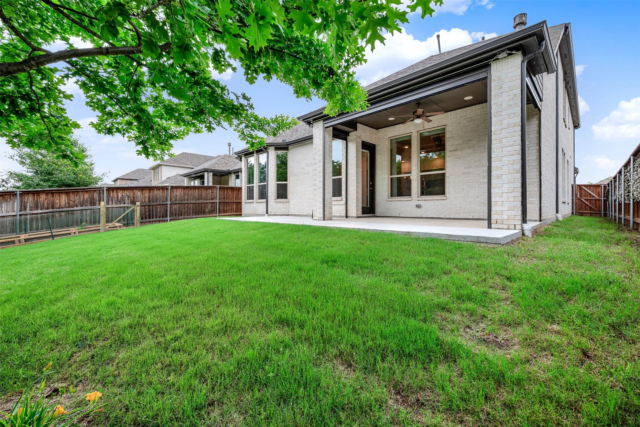 Single Family Residence For Sale in Collin County , 2505 Solomons Place, Wylie, Texas 75098, 4 Bedroom, 3 Bathroom, 2 Garage spaces, 2,985 Sqft, built in 2020, mls#21250784, Real Estate Agent in Wylie, Homes For Sale in Collin county, Homes For Sale in Wylie, Realtor in Wylie Texas, Real Estate Brokerage Independent Realty Texas, Luminita Cordes Realtor