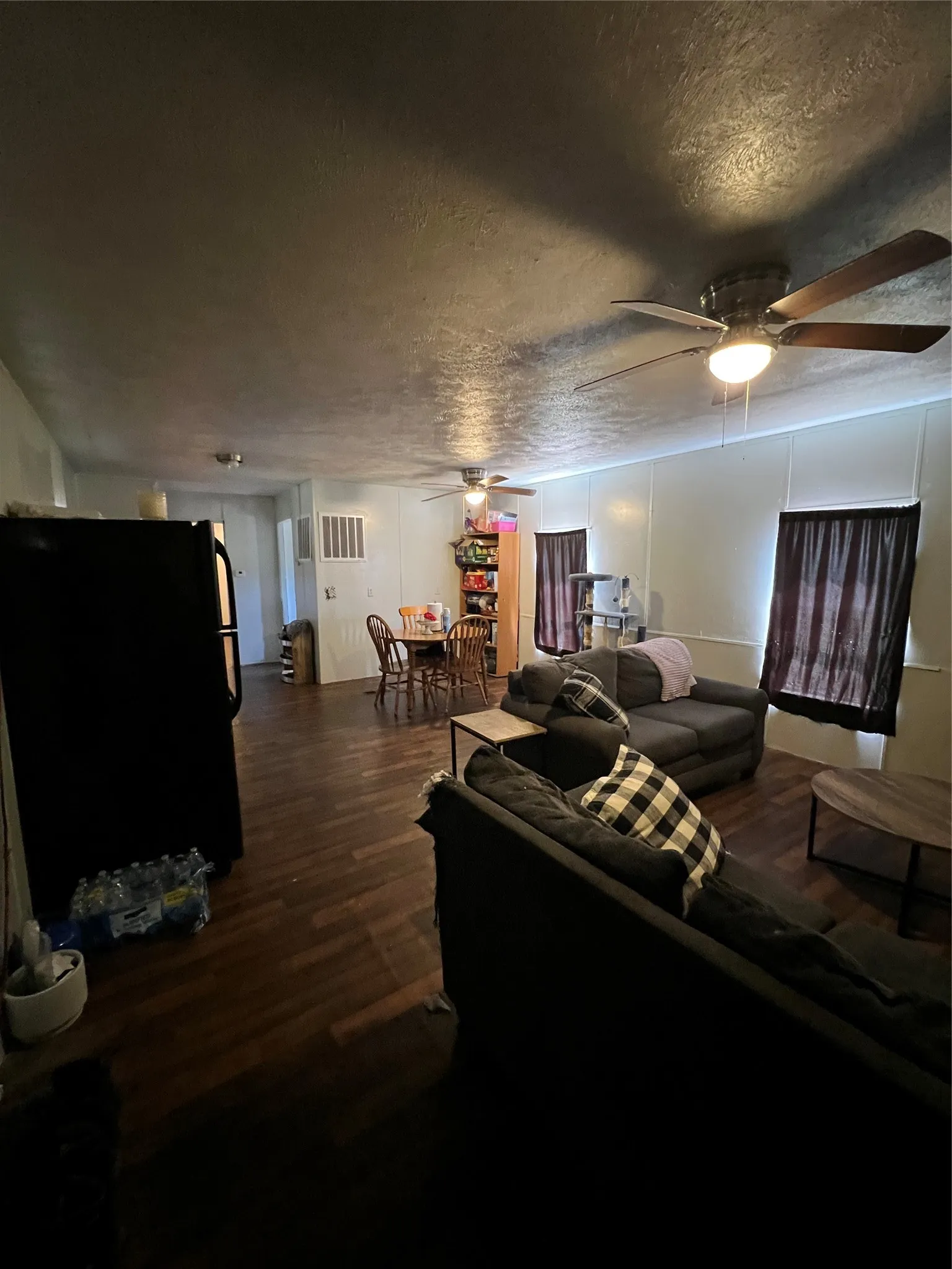 Manufactured Home For Sale in Hood County , 4215 Lanark Drive, Cresson, Texas 76035, 2 Bedroom, 2 Bathroom, Garage spaces, 960 Sqft, built in 2013, Preowned, Price $134,500, mls#21250266, Real Estate Agent in Cresson, Homes For Sale in Hood county, Homes For Sale in Cresson, Realtor in Cresson Texas, Real Estate Brokerage Independent Realty Texas, Luminita Cordes Realtor