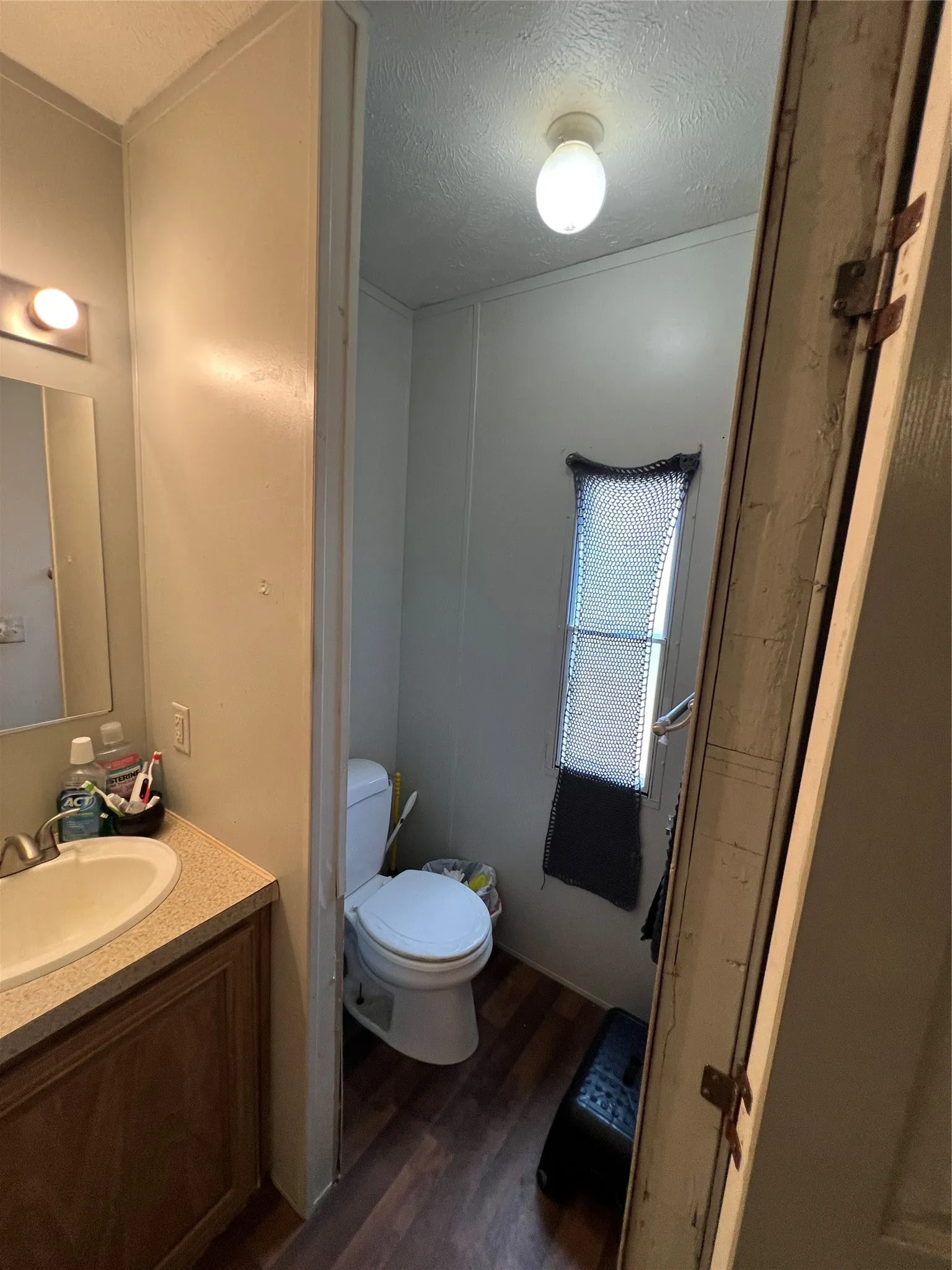Manufactured Home For Sale in Hood County , 4215 Lanark Drive, Cresson, Texas 76035, 2 Bedroom, 2 Bathroom, Garage spaces, 960 Sqft, built in 2013, Preowned, Price $134,500, mls#21250266, Real Estate Agent in Cresson, Homes For Sale in Hood county, Homes For Sale in Cresson, Realtor in Cresson Texas, Real Estate Brokerage Independent Realty Texas, Luminita Cordes Realtor