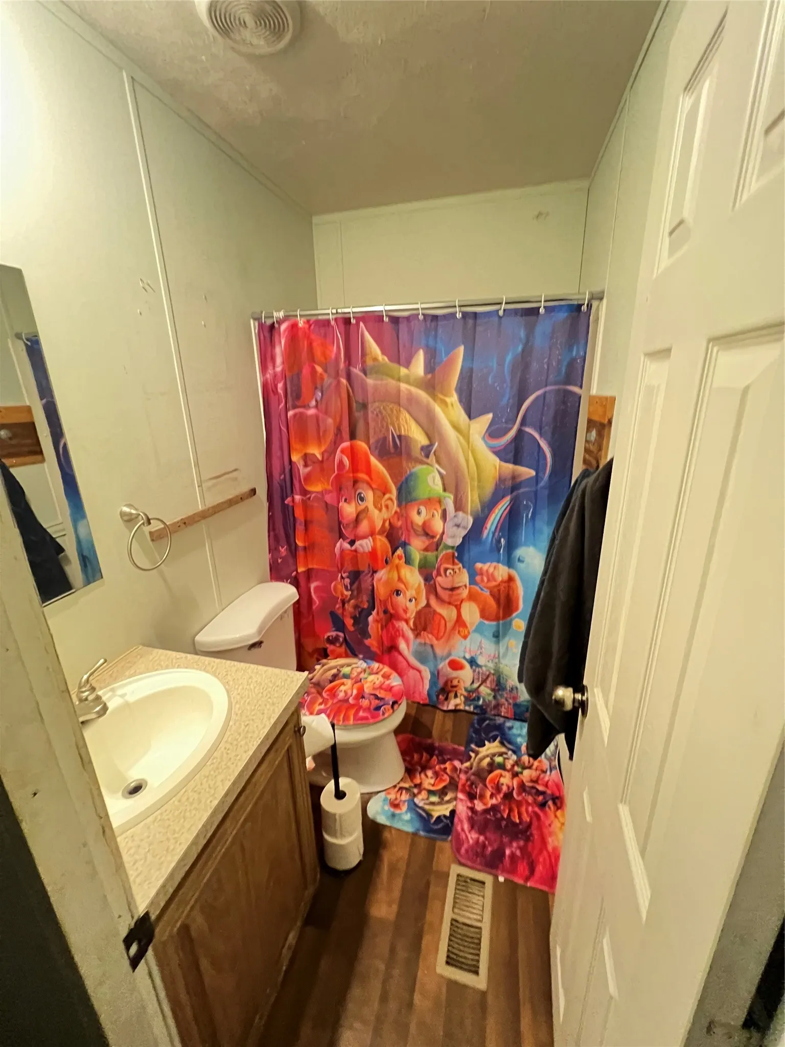 Manufactured Home For Sale in Hood County , 4215 Lanark Drive, Cresson, Texas 76035, 2 Bedroom, 2 Bathroom, Garage spaces, 960 Sqft, built in 2013, Preowned, Price $134,500, mls#21250266, Real Estate Agent in Cresson, Homes For Sale in Hood county, Homes For Sale in Cresson, Realtor in Cresson Texas, Real Estate Brokerage Independent Realty Texas, Luminita Cordes Realtor