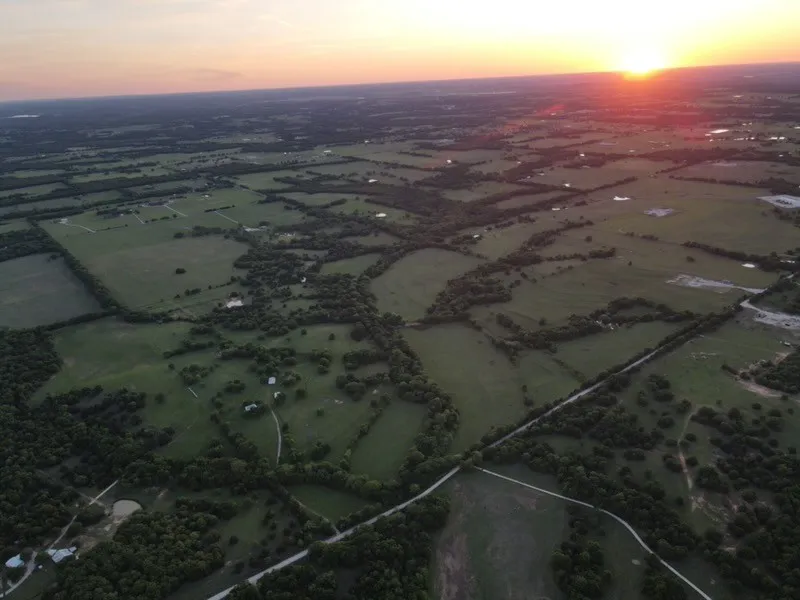 Farm For Sale in Montague County , 5444 Well Service Road, Bowie, Texas 76230, 2 Bedroom, 1 Bathroom, Garage spaces, 1,026 Sqft, built in 0, Preowned, mls#21242839, Real Estate Agent in Bowie, Homes For Sale in Montague county, Homes For Sale in Bowie, Realtor in Bowie Texas, Real Estate Brokerage Independent Realty Texas, Luminita Cordes Realtor