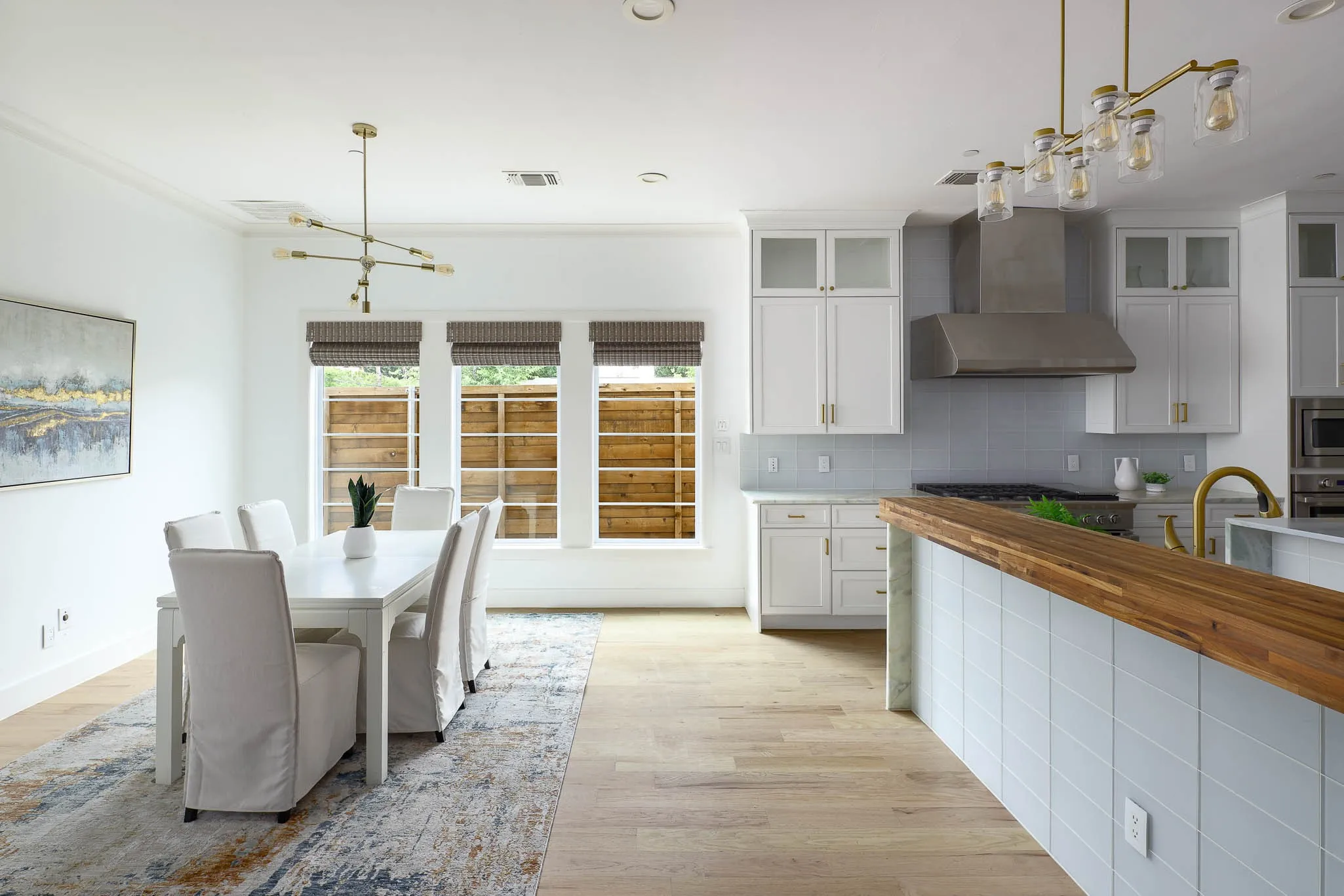Single Family Residence For Sale in Dallas County , 4085 Amherst Avenue, University Park, Texas 75225, 5 Bedroom, 7 Bathroom, 2 Garage spaces, 5,127 Sqft, built in 2016, Preowned, mls#21250234, Real Estate Agent in University Park, Homes For Sale in Dallas county, Homes For Sale in University Park, Realtor in University Park Texas, Real Estate Brokerage Independent Realty Texas, Luminita Cordes Realtor