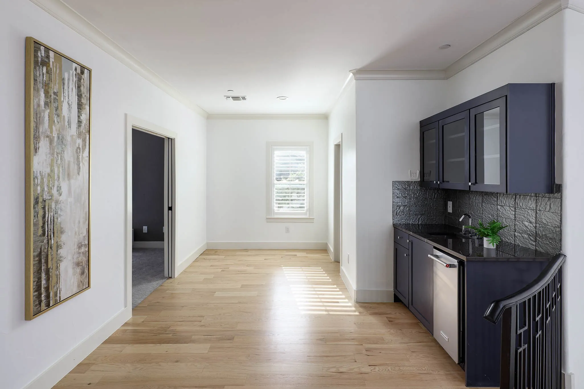 Single Family Residence For Sale in Dallas County , 4085 Amherst Avenue, University Park, Texas 75225, 5 Bedroom, 7 Bathroom, 2 Garage spaces, 5,127 Sqft, built in 2016, Preowned, mls#21250234, Real Estate Agent in University Park, Homes For Sale in Dallas county, Homes For Sale in University Park, Realtor in University Park Texas, Real Estate Brokerage Independent Realty Texas, Luminita Cordes Realtor