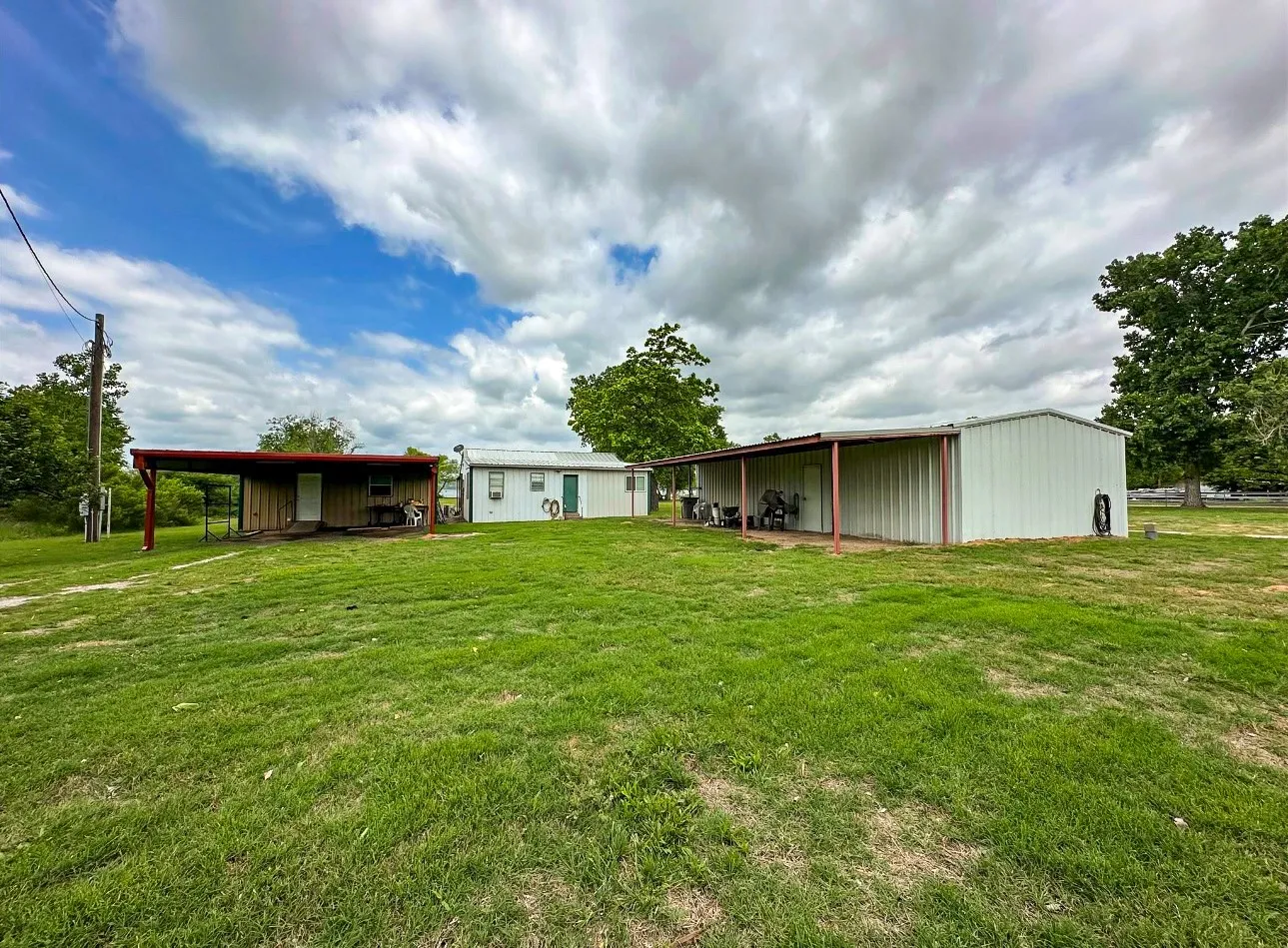 Single Family Residence For Sale in Palo Pinto County , 1141 Airport Road, Possum Kingdom Lake, Texas 76449, 3 Bedroom, 2 Bathroom, 1 Garage spaces, 1,980 Sqft, built in 0, mls#21249778, Real Estate Agent in Possum Kingdom Lake, Homes For Sale in Palo Pinto county, Homes For Sale in Possum Kingdom Lake, Realtor in Possum Kingdom Lake Texas, Real Estate Brokerage Independent Realty Texas, Luminita Cordes Realtor