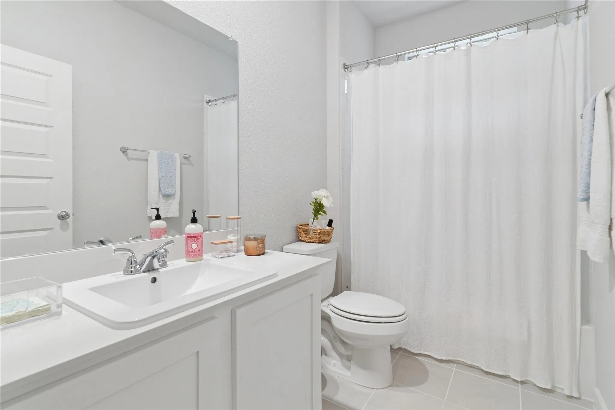 Single Family Residence For Sale in Kaufman County , 2024 Dovedale Drive, Forney, Texas 75126, 4 Bedrooms, 3 Bathrooms, 2 Garage spaces, 2,448 Sqft, built in 2024, Price $350,000, mls#21248868, Real Estate Agent in Forney, Homes For Sale in Kaufman county, Homes For Sale in Forney, Realtor in Forney Texas, Real Estate Brokerage Independent Realty Texas, Luminita Cordes Realtor