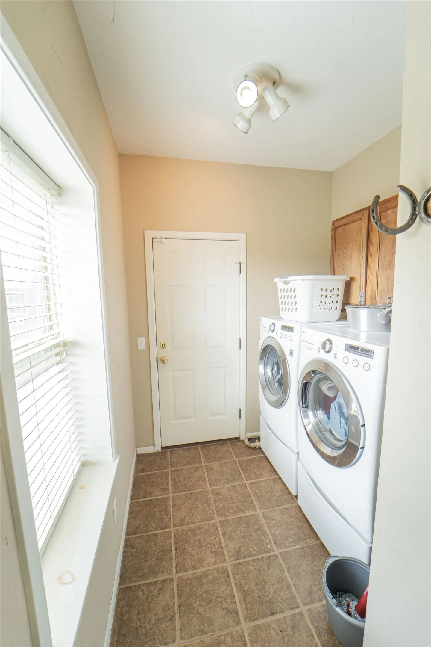 Single Family Residence For Sale in Stephens County , 6574 County Road 322, Breckenridge, Texas 76424, 3 Bedroom, 2 Bathroom, 1 Garage spaces, 1,944 Sqft, built in 2010, Price $424,500, mls#21250683, Real Estate Agent in Breckenridge, Homes For Sale in Stephens county, Homes For Sale in Breckenridge, Realtor in Breckenridge Texas, Real Estate Brokerage Independent Realty Texas, Luminita Cordes Realtor