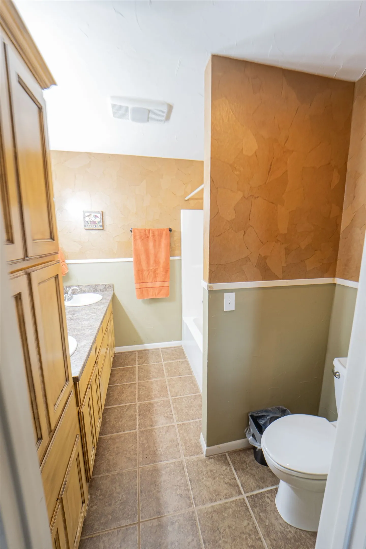 Single Family Residence For Sale in Stephens County , 6574 County Road 322, Breckenridge, Texas 76424, 3 Bedroom, 2 Bathroom, 1 Garage spaces, 1,944 Sqft, built in 2010, Price $424,500, mls#21250683, Real Estate Agent in Breckenridge, Homes For Sale in Stephens county, Homes For Sale in Breckenridge, Realtor in Breckenridge Texas, Real Estate Brokerage Independent Realty Texas, Luminita Cordes Realtor