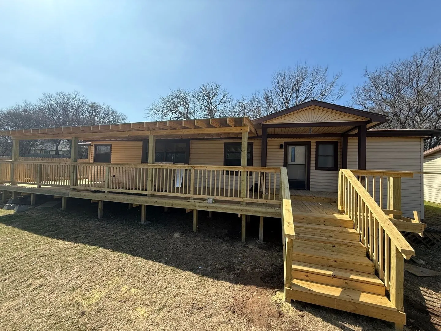 Mobile Home For Rent in Hood County , 4710 Llano Street, Granbury, Texas 76048, 3 Bedroom, 2 Bathroom, Garage spaces, 1,456 Sqft, built in 1985, mls#21251381, Real Estate Agent in Granbury, Homes For Rent in Hood county, Homes For Rent in Granbury, Realtor in Granbury Texas, Real Estate Brokerage Independent Realty Texas, Luminita Cordes Realtor