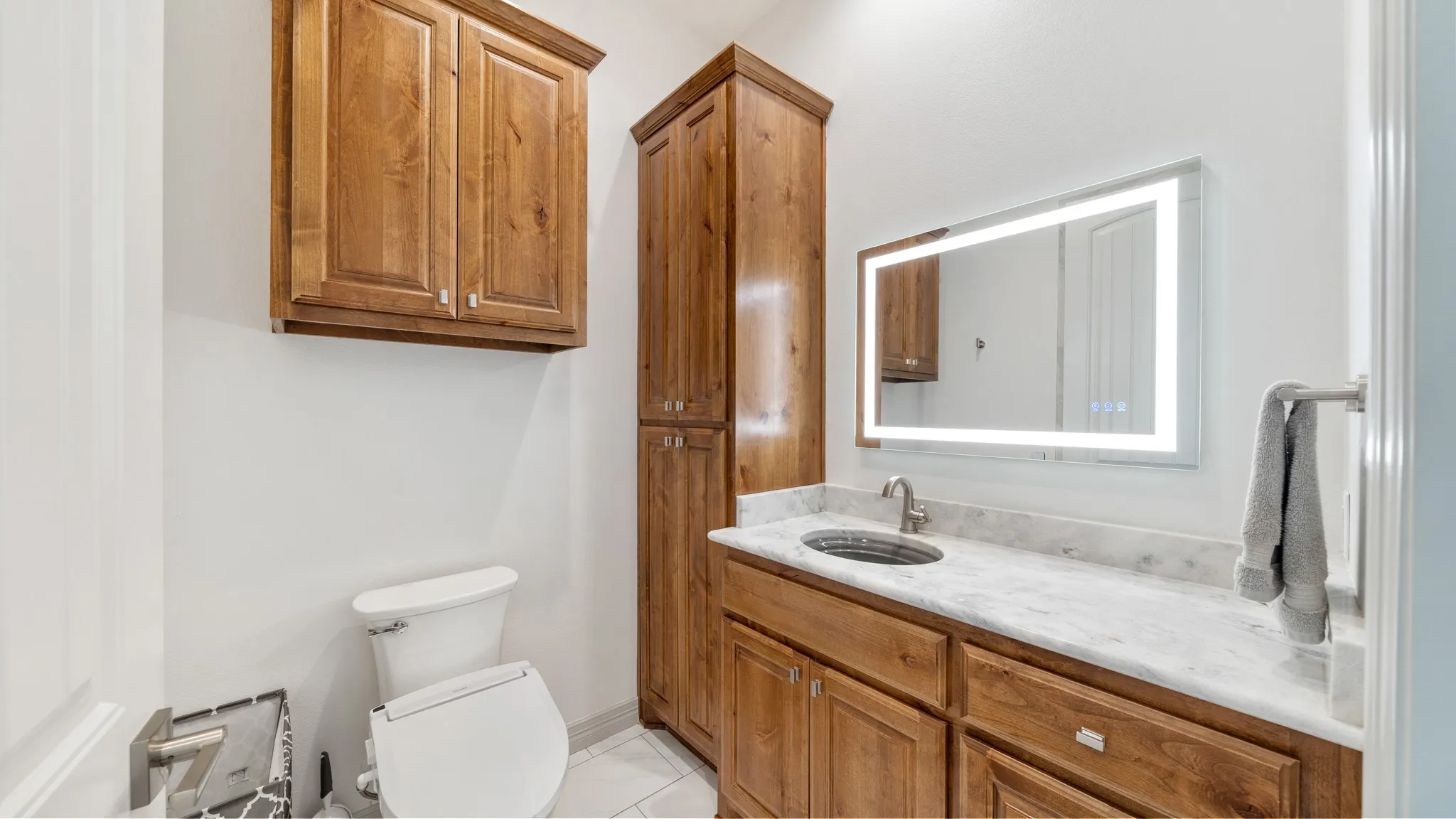 Single Family Residence For Sale in Van Zandt County , 3317 Vz County Road 1804, Grand Saline, Texas 75140, 3 Bedroom, 4 Bathroom, 3 Garage spaces, 3,080 Sqft, built in 2022, mls#21251060, Real Estate Agent in Grand Saline, Homes For Sale in Van Zandt county, Homes For Sale in Grand Saline, Realtor in Grand Saline Texas, Real Estate Brokerage Independent Realty Texas, Luminita Cordes Realtor