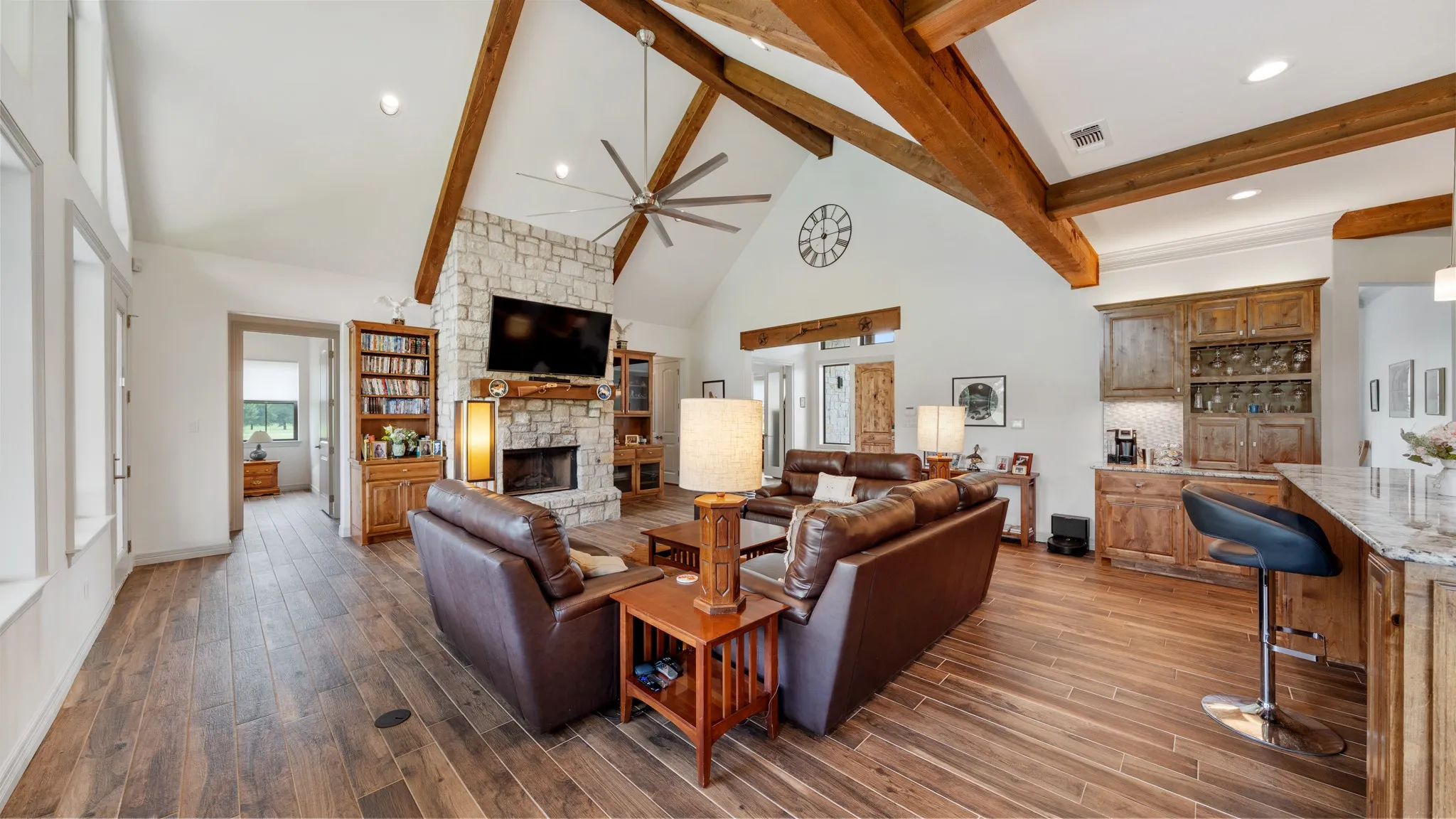 Single Family Residence For Sale in Van Zandt County , 3317 Vz County Road 1804, Grand Saline, Texas 75140, 3 Bedroom, 4 Bathroom, 3 Garage spaces, 3,080 Sqft, built in 2022, mls#21251060, Real Estate Agent in Grand Saline, Homes For Sale in Van Zandt county, Homes For Sale in Grand Saline, Realtor in Grand Saline Texas, Real Estate Brokerage Independent Realty Texas, Luminita Cordes Realtor