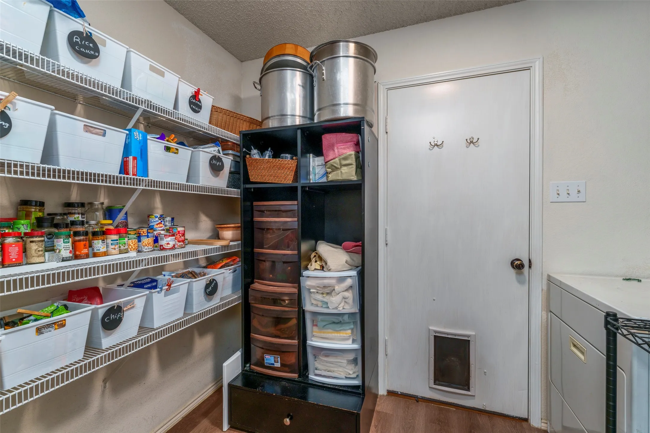 Single Family Residence For Sale in Tarrant County , 8100 Colbi Lane, Fort Worth, Texas 76120, 3 Bedroom, 3 Bathroom, 2 Garage spaces, 3,025 Sqft, built in 2005, Preowned, mls#21251200, Real Estate Agent in Fort Worth, Homes For Sale in Tarrant county, Homes For Sale in Fort Worth, Realtor in Fort Worth Texas, Real Estate Brokerage Independent Realty Texas, Luminita Cordes Realtor