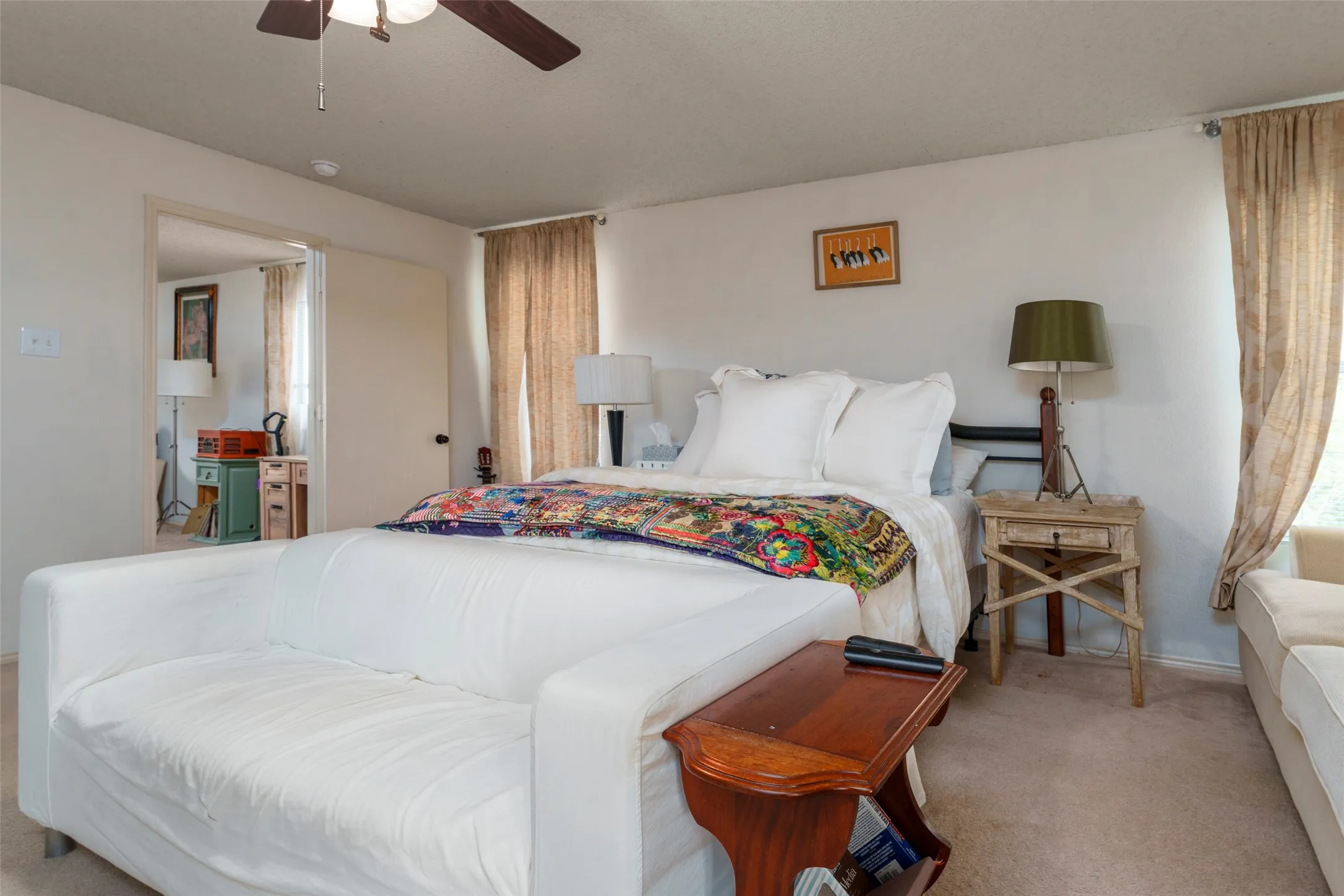 Single Family Residence For Sale in Tarrant County , 8100 Colbi Lane, Fort Worth, Texas 76120, 3 Bedroom, 3 Bathroom, 2 Garage spaces, 3,025 Sqft, built in 2005, Preowned, mls#21251200, Real Estate Agent in Fort Worth, Homes For Sale in Tarrant county, Homes For Sale in Fort Worth, Realtor in Fort Worth Texas, Real Estate Brokerage Independent Realty Texas, Luminita Cordes Realtor