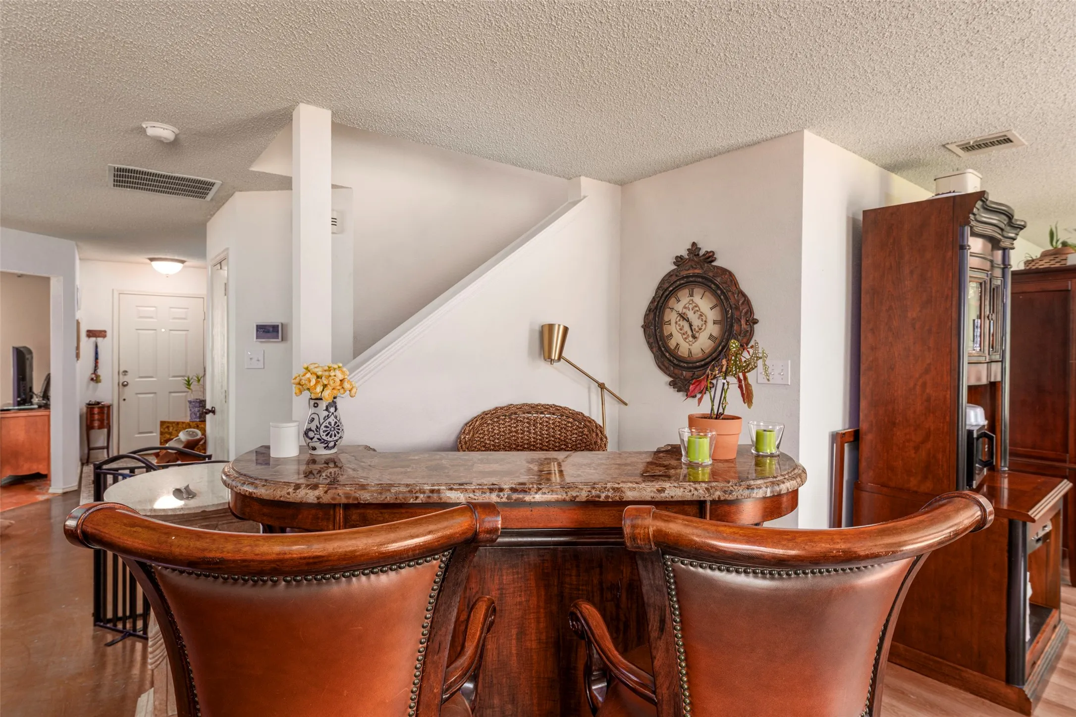Single Family Residence For Sale in Tarrant County , 8100 Colbi Lane, Fort Worth, Texas 76120, 3 Bedroom, 3 Bathroom, 2 Garage spaces, 3,025 Sqft, built in 2005, Preowned, mls#21251200, Real Estate Agent in Fort Worth, Homes For Sale in Tarrant county, Homes For Sale in Fort Worth, Realtor in Fort Worth Texas, Real Estate Brokerage Independent Realty Texas, Luminita Cordes Realtor